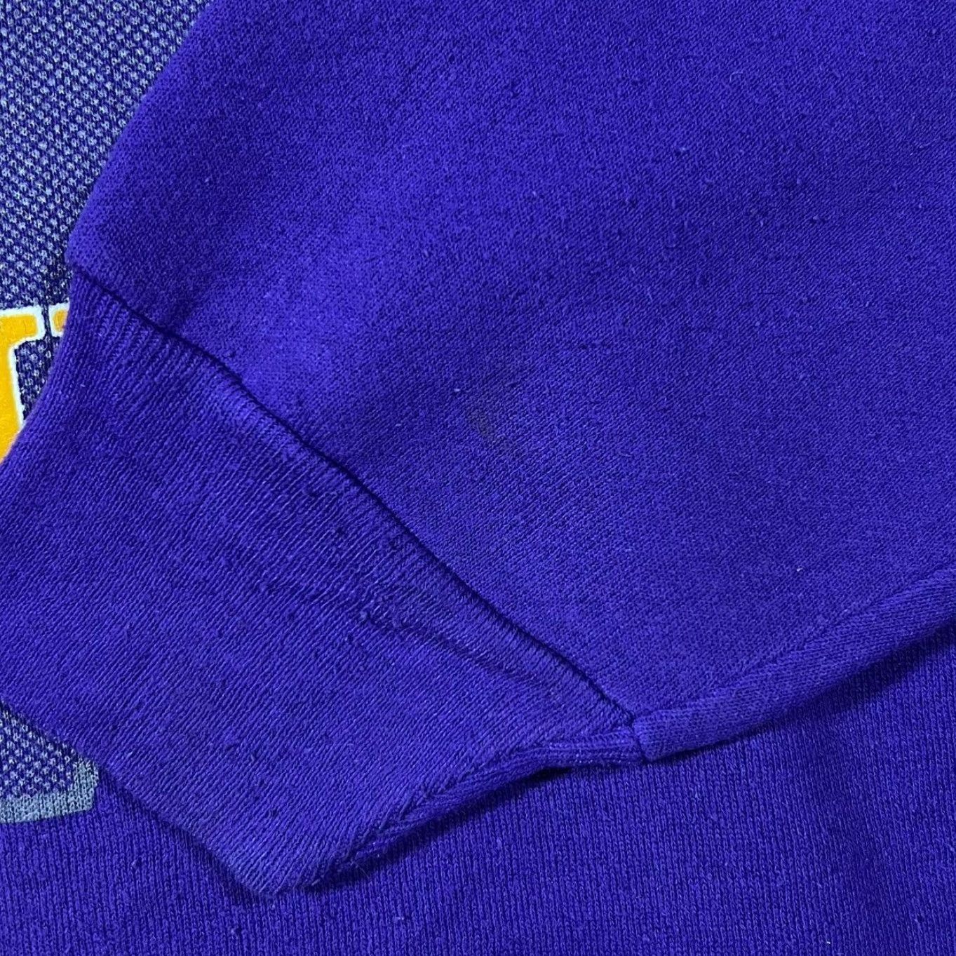 Logo 7 VINTAGE Washington Huskies Logo 7 90s College Graphic Purple Sweatshirt XL Shirt Men XS? Size US XL / EU 56 / 4 - 5 Thumbnail