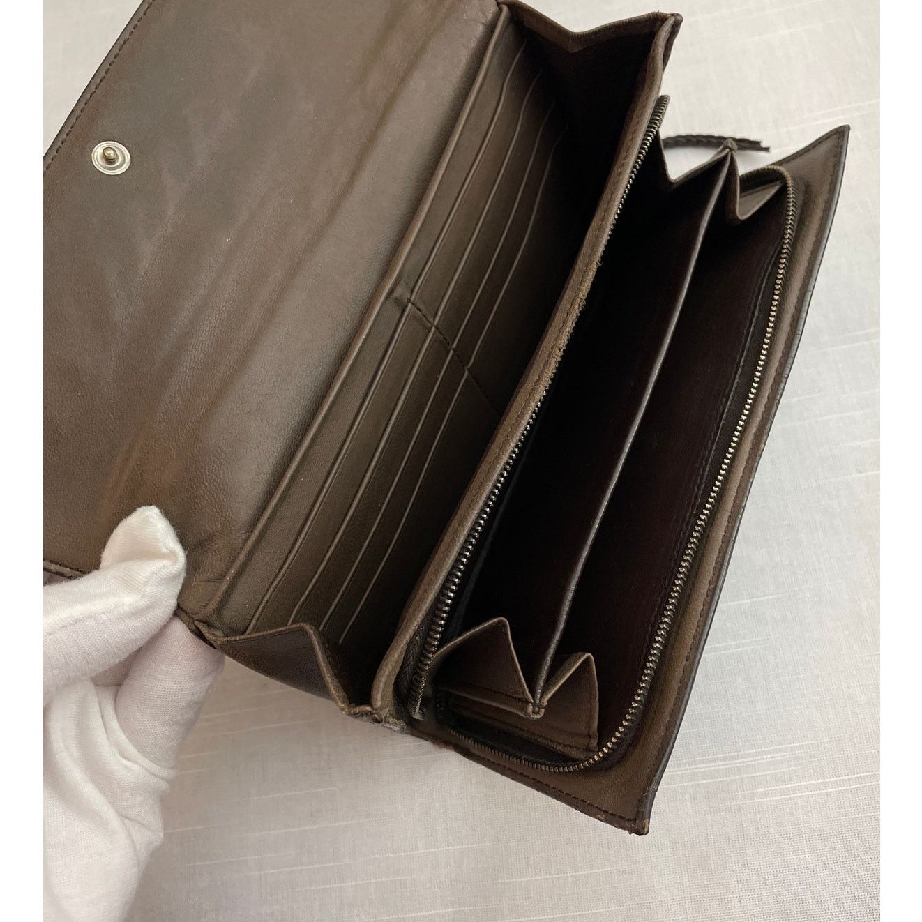 Bottega Veneta BOTTEGA VENETA RARE Intrecciato Long Wallet Pre-loved COA Size ONE SIZE - 7 Thumbnail