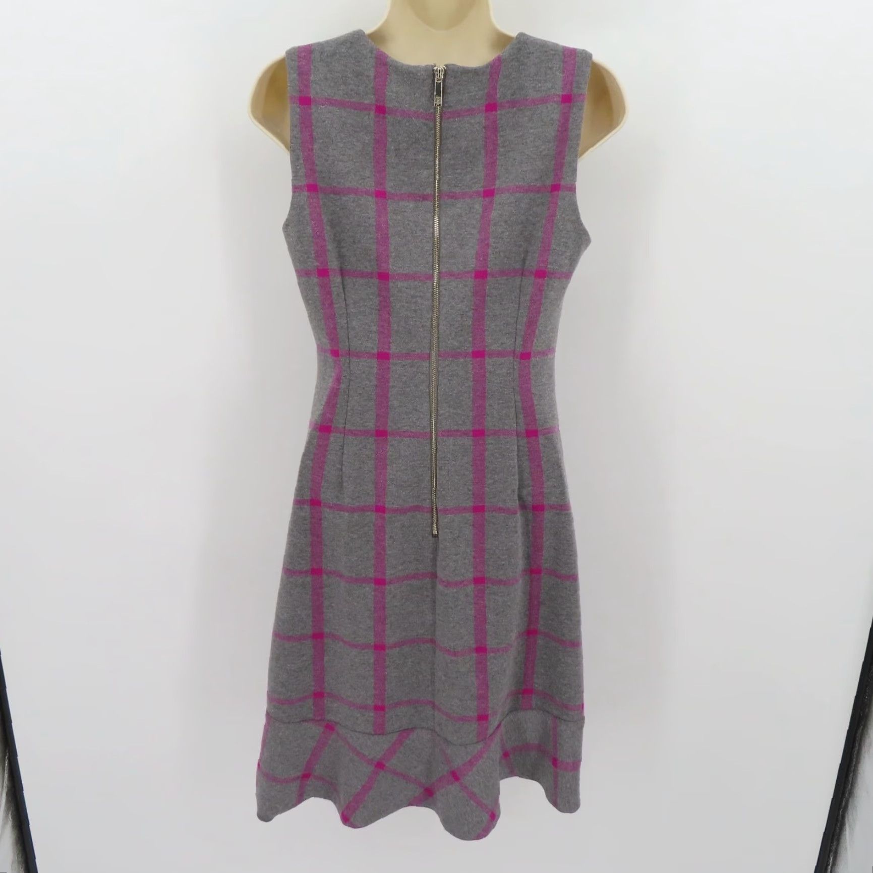 Tommy Hilfiger Tommy Hilfiger Dress Women Size 4 Sleeveless Plaid Gray Purple Knee Length Sheath Size S / US 4 / IT 40 - 4 Thumbnail