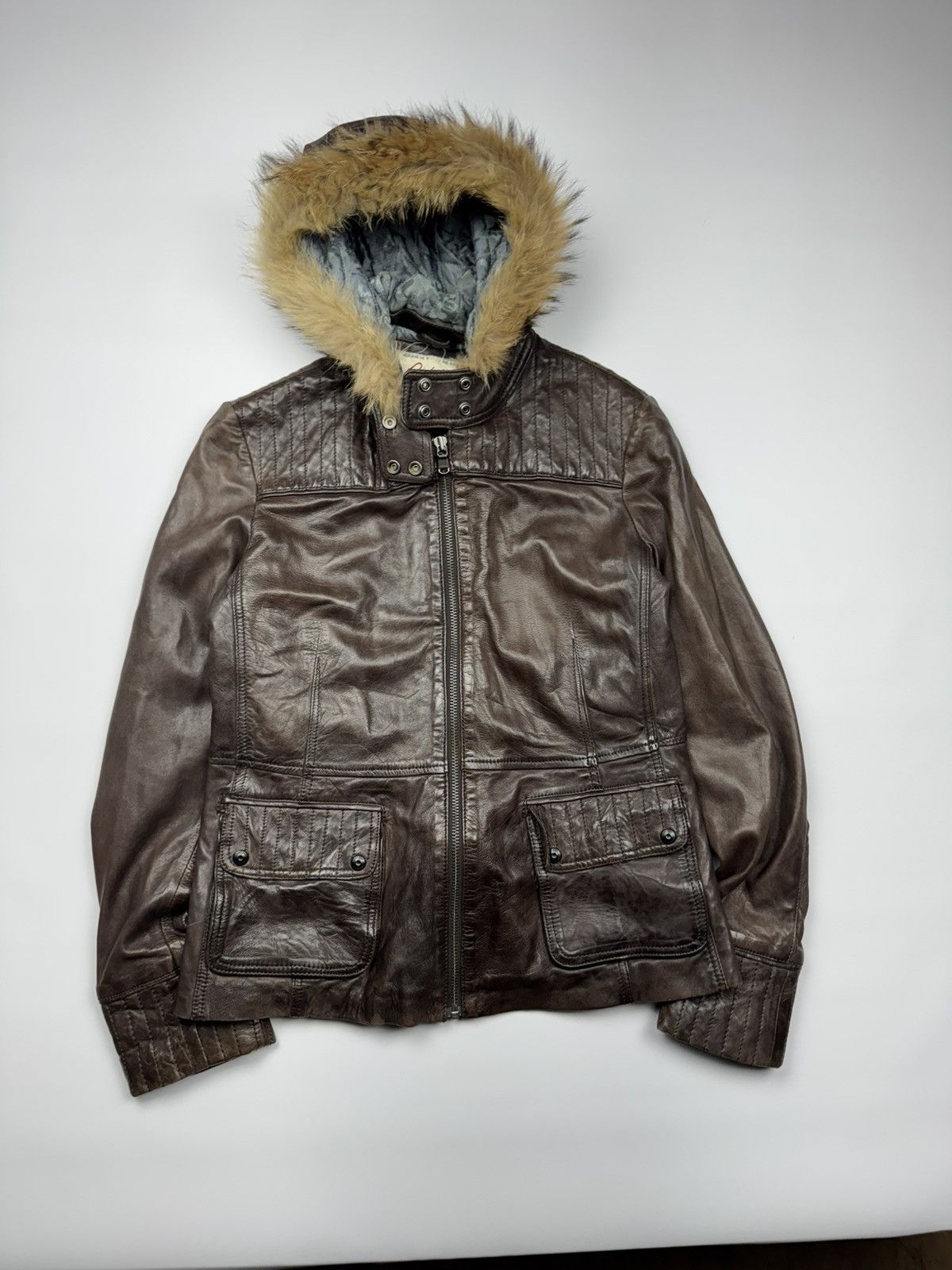 Vintage Vintage Redskins Woman's Faux Fur Leather Jacket Size XL / US 12-14 / IT 48-50 - 1 Thumbnail