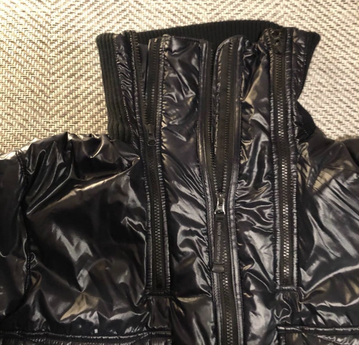 Adidas adidas x Stella McCartney High Neck Down Puffer Jacket K24 Size M / US 6-8 / IT 42-44 - 3 Thumbnail