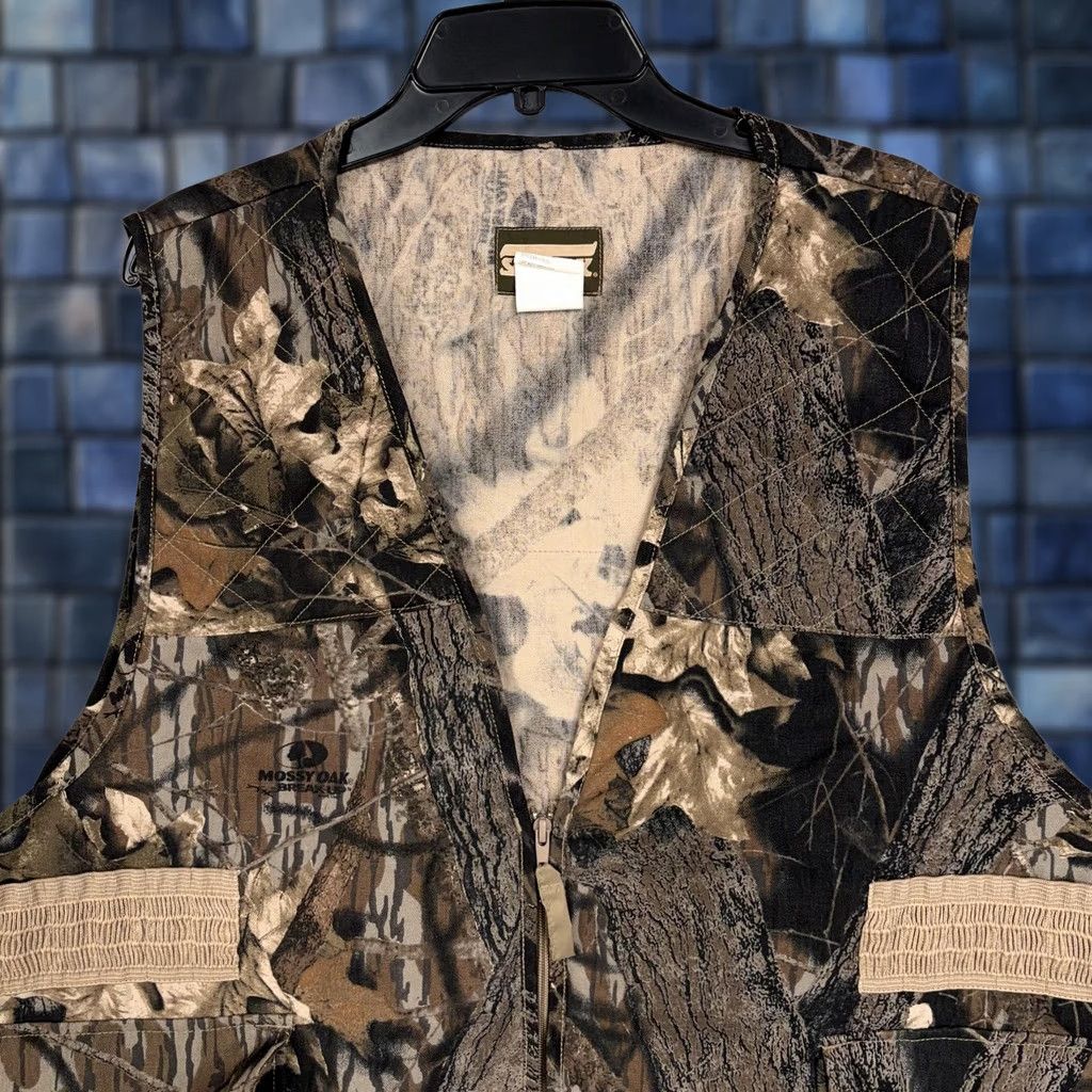Vintage Saf-T-Bak Vest Mens 2XL Brown Mossy Oak Camo Quilted Hunting Gamebag Outdoor Shirt Size US XXL / EU 58 / 5 - 1 Thumbnail
