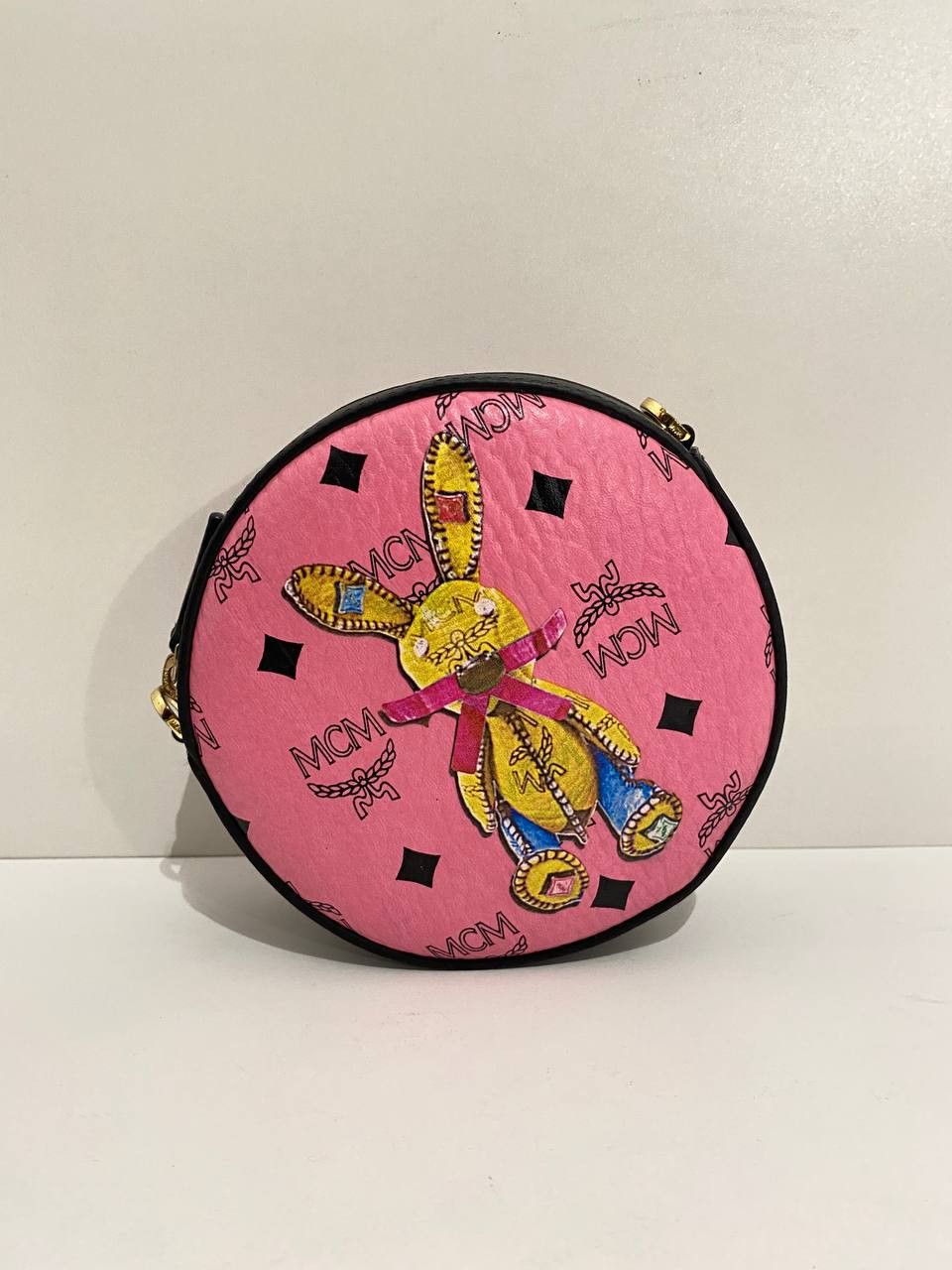 MCM MCM Visetos Rabbit Tambourine Round Crossbody Bag Pink Size ONE SIZE - 2 Thumbnail