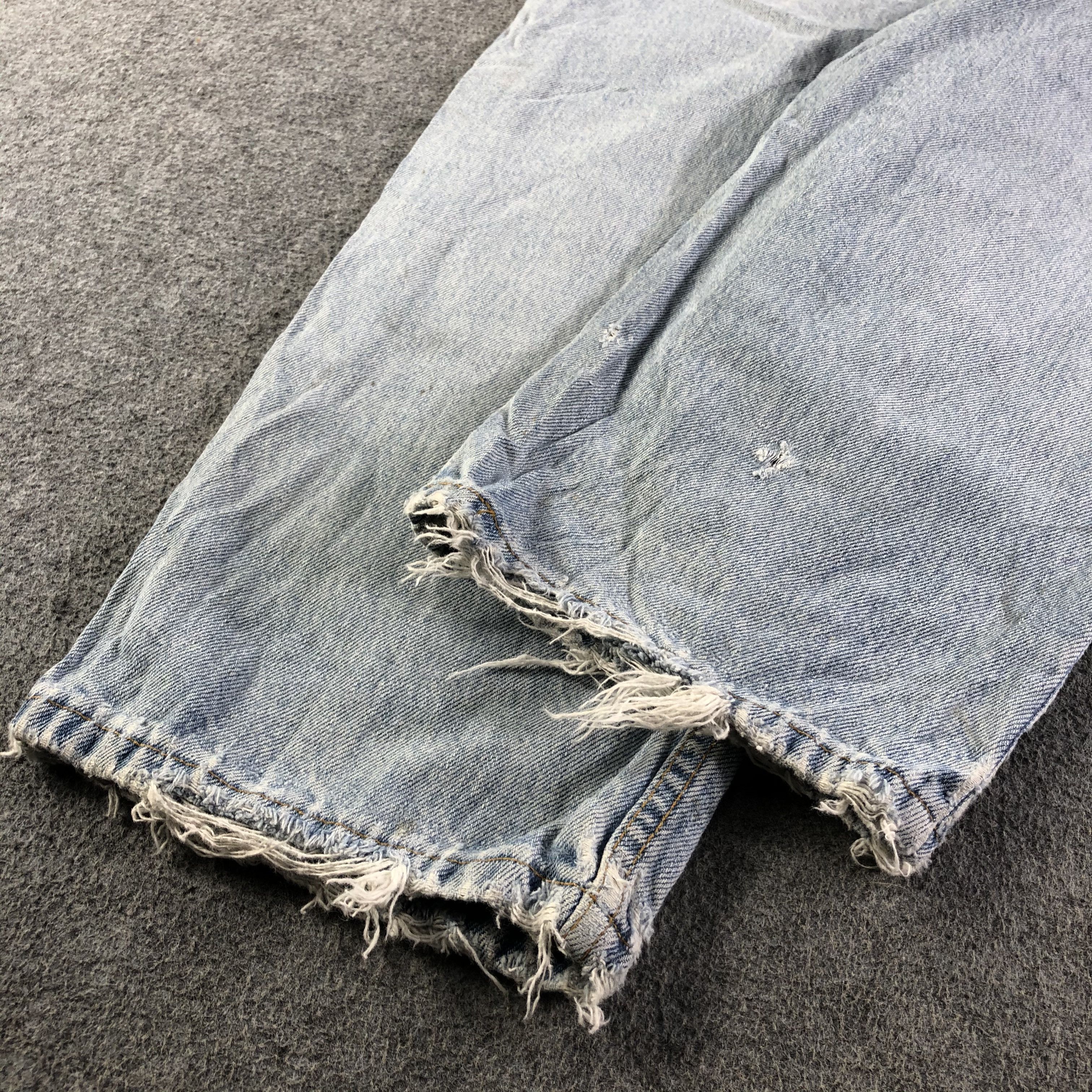 Levi's Vintage 90s Light Wash Levis 550 Jeans-J4193 Size US 37 - 6 Thumbnail