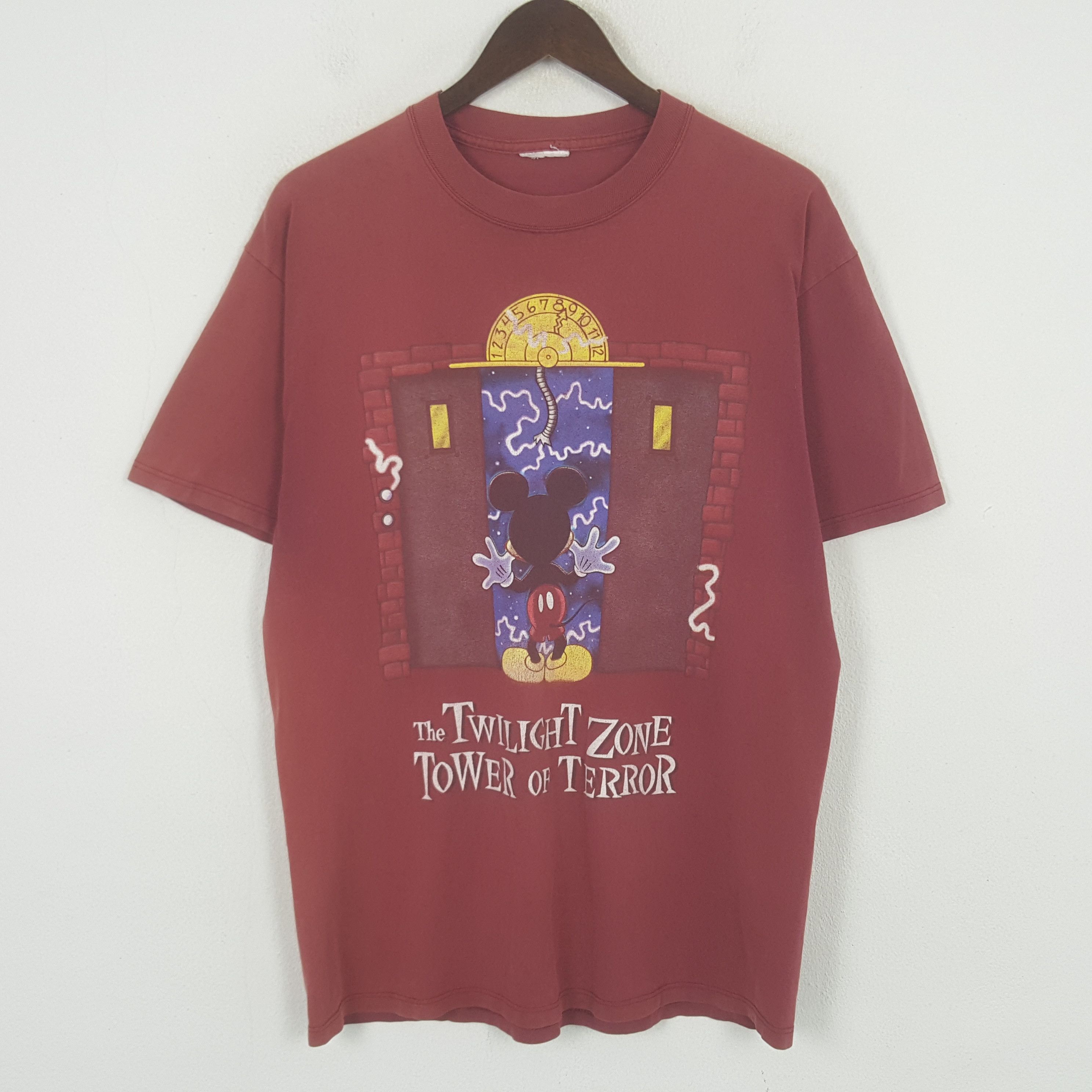 Mickey Mouse Vintage Disney Twilight Zone Tower Of Terror Tshirt Size US L / EU 52-54 / 3 - 1 Thumbnail