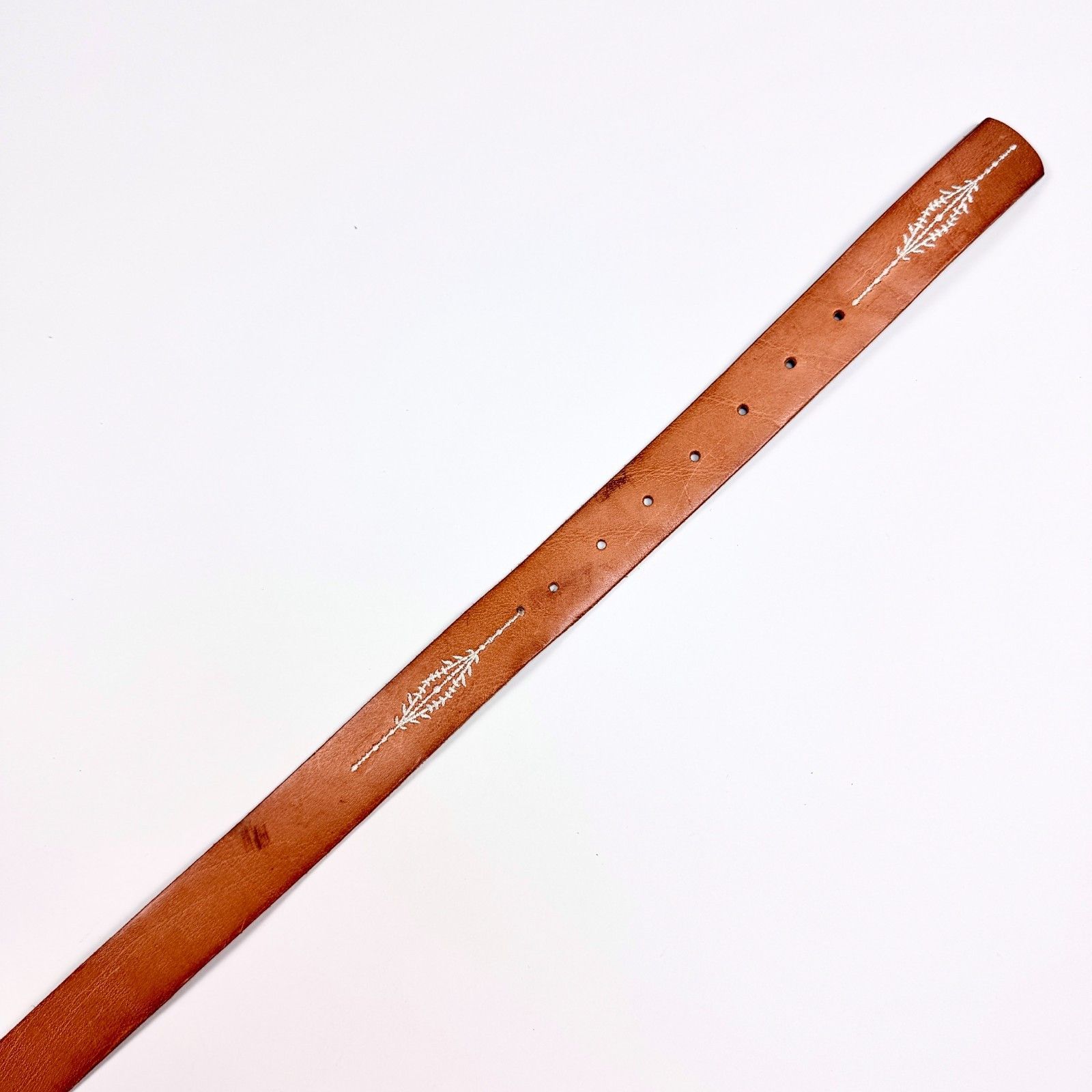 Vintage Vintage Womens Leather Belt Boho Brown Embroidered Arrows Size ONE SIZE - 6 Thumbnail