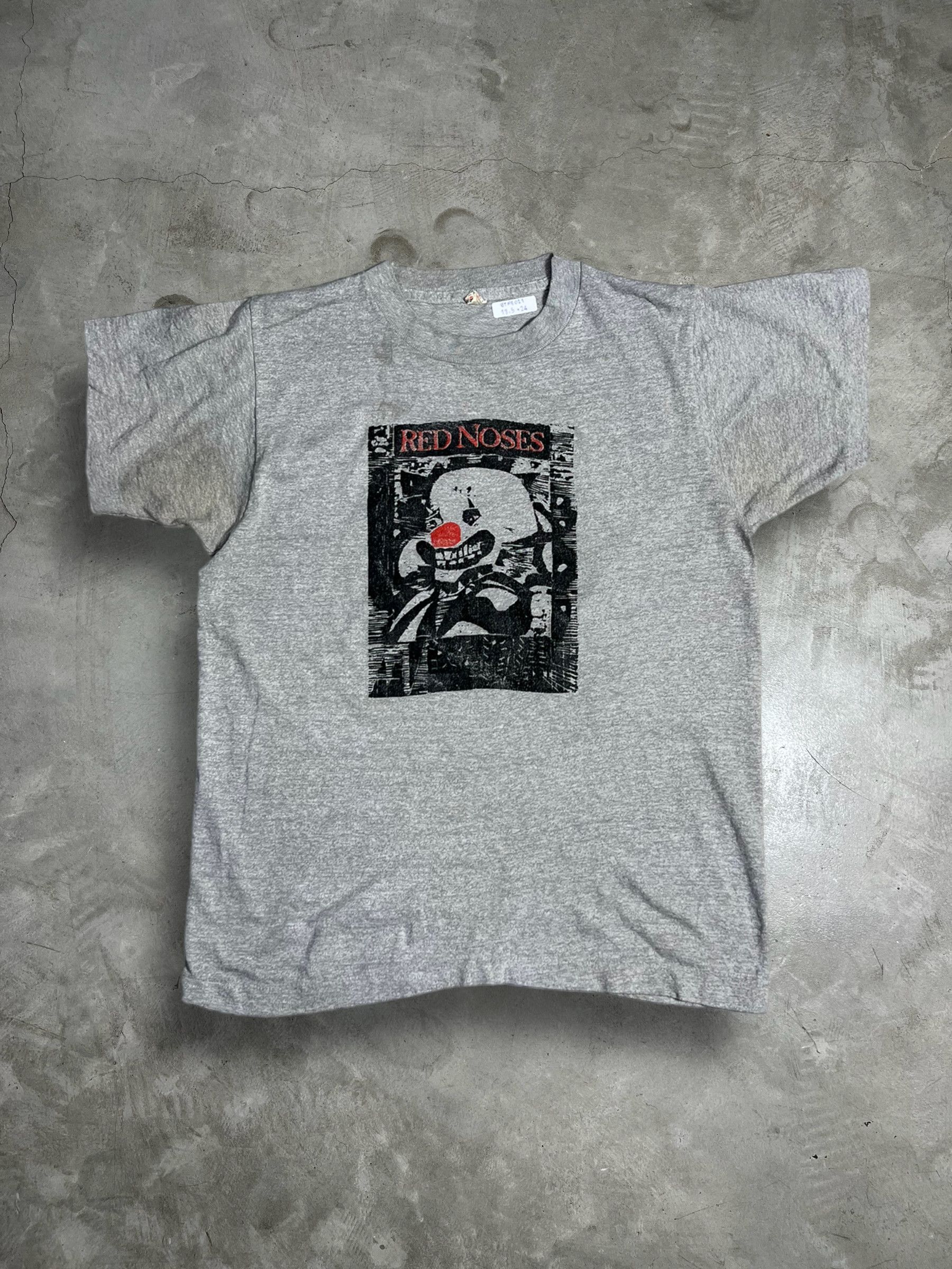 Vintage Vintage 80s Red Noses Musical Promo Tee (M) GTME021 Size US M / EU 48-50 / 2 - 1 Thumbnail