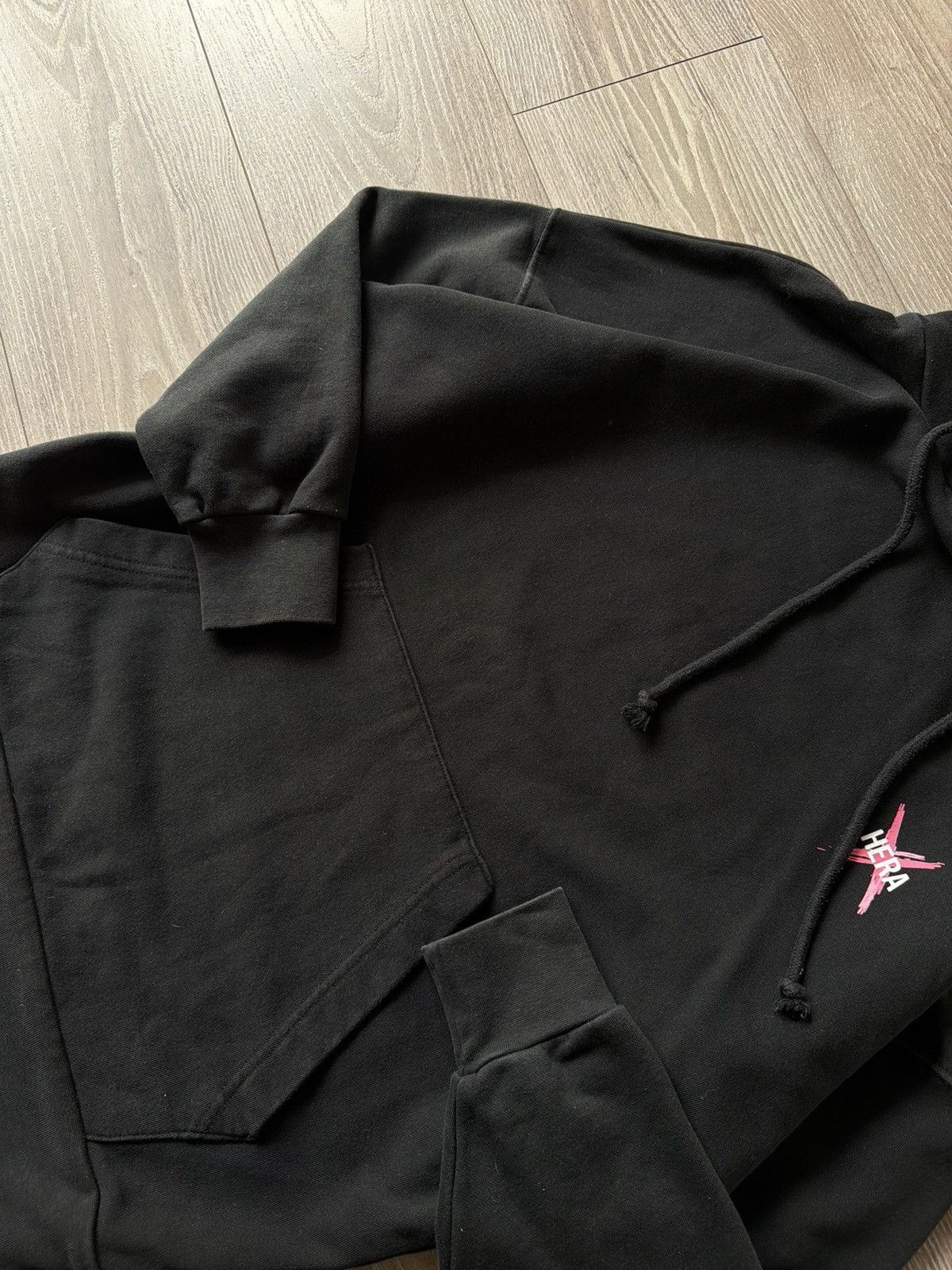 Other Hera Big Logo Drip Hoodie Size US S / EU 44-46 / 1 - 12 Thumbnail