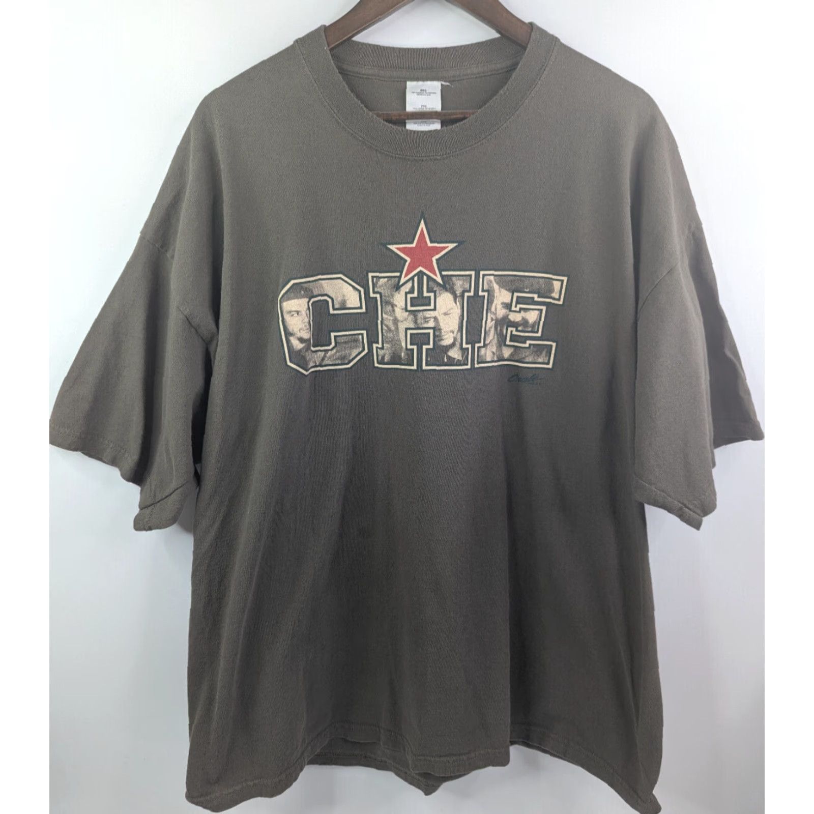Gildan Gildan T-Shirt Che Guevara Green 2XL Mens Shirt Cuban Revolution Y2K Che Spellout Size US XXL / EU 58 / 5 - 5 Thumbnail