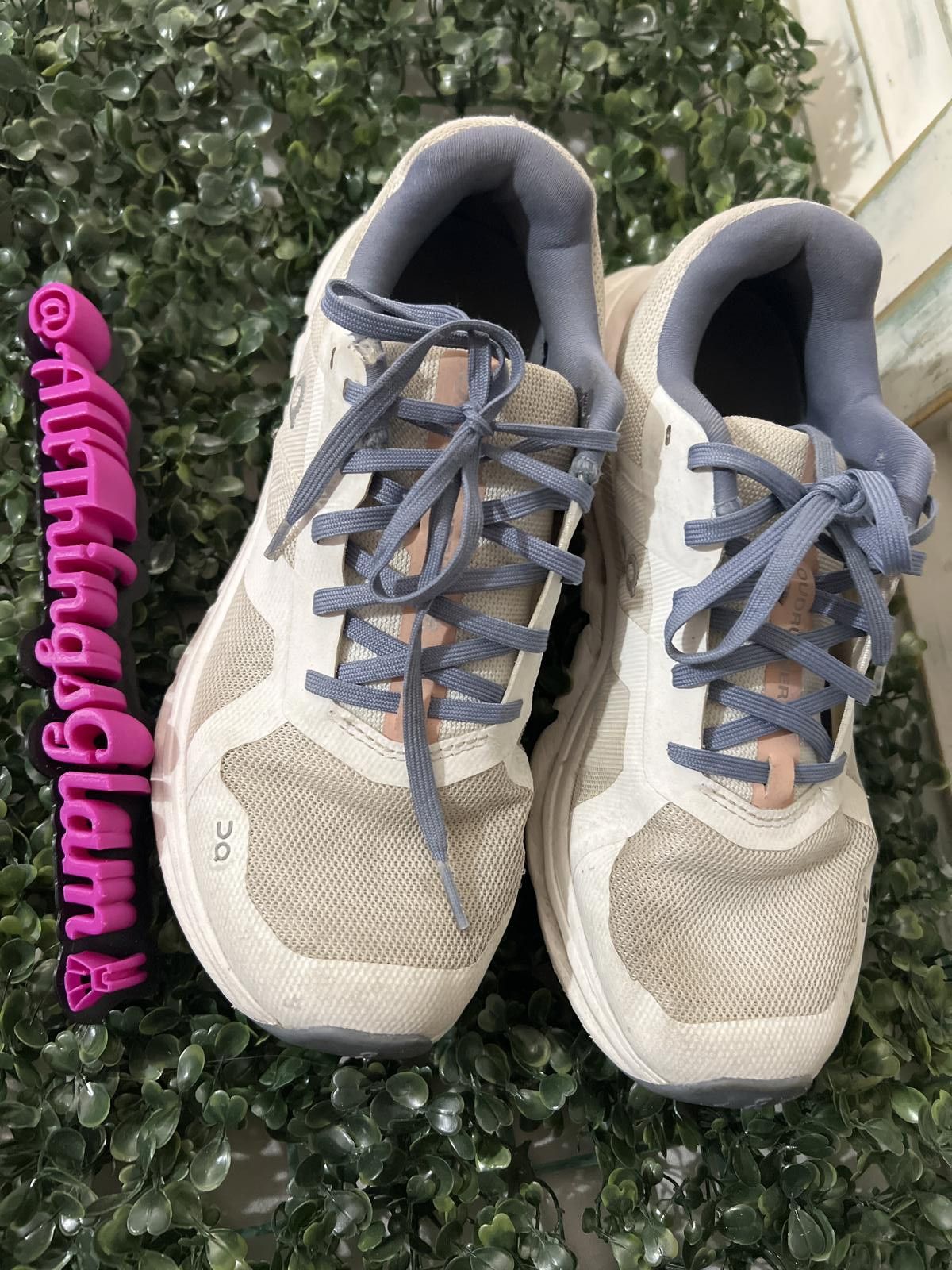 Other On Running Cloud Sneakers in White Gray Orange Accent 7.5 Size US 7.5 / IT 37.5 - 3 Thumbnail