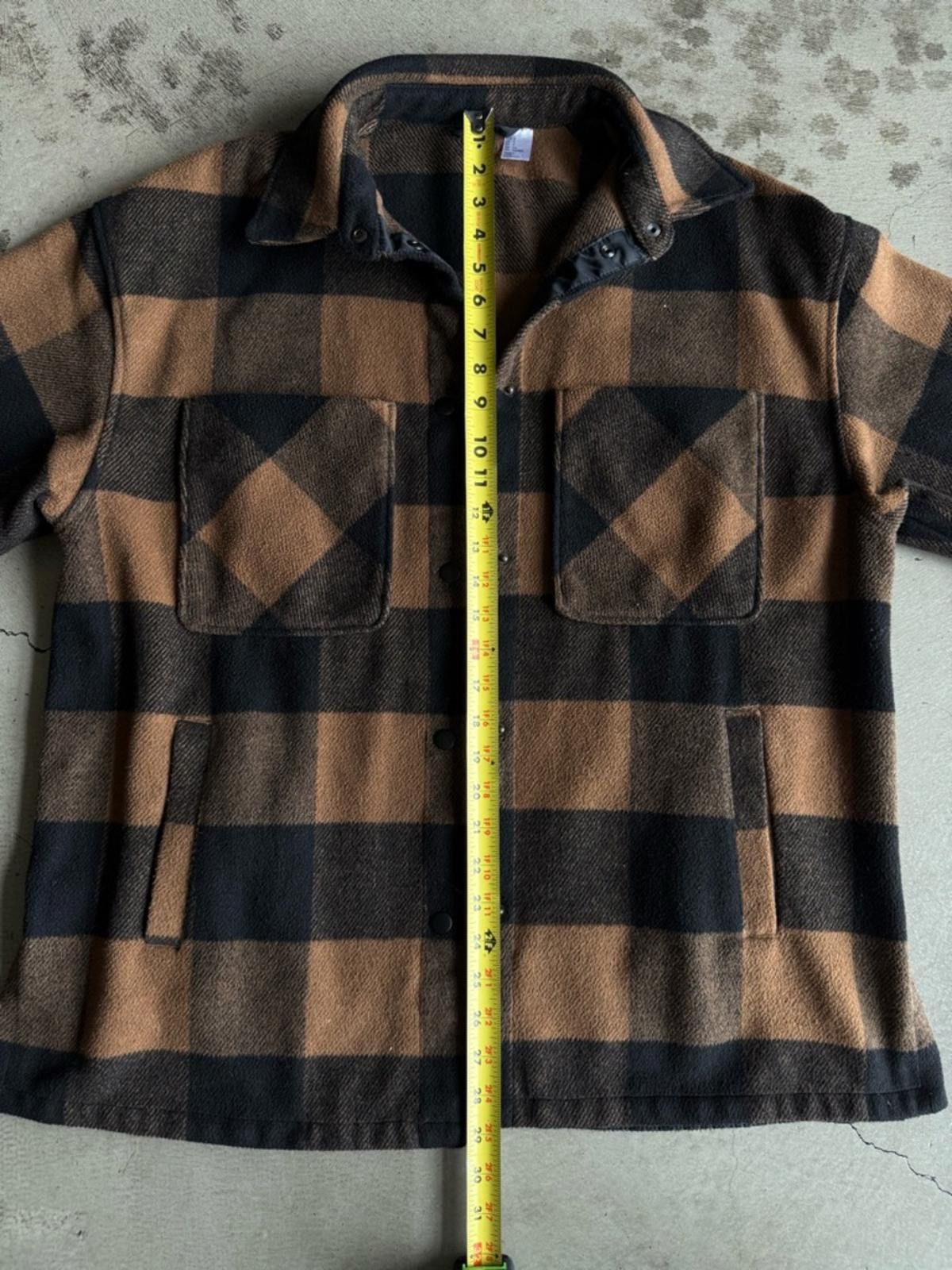 H&M H&M / Oversized Buffalo Plaid Shacket Jacket / Brown Black Size S / US 4 / IT 40 - 7 Thumbnail