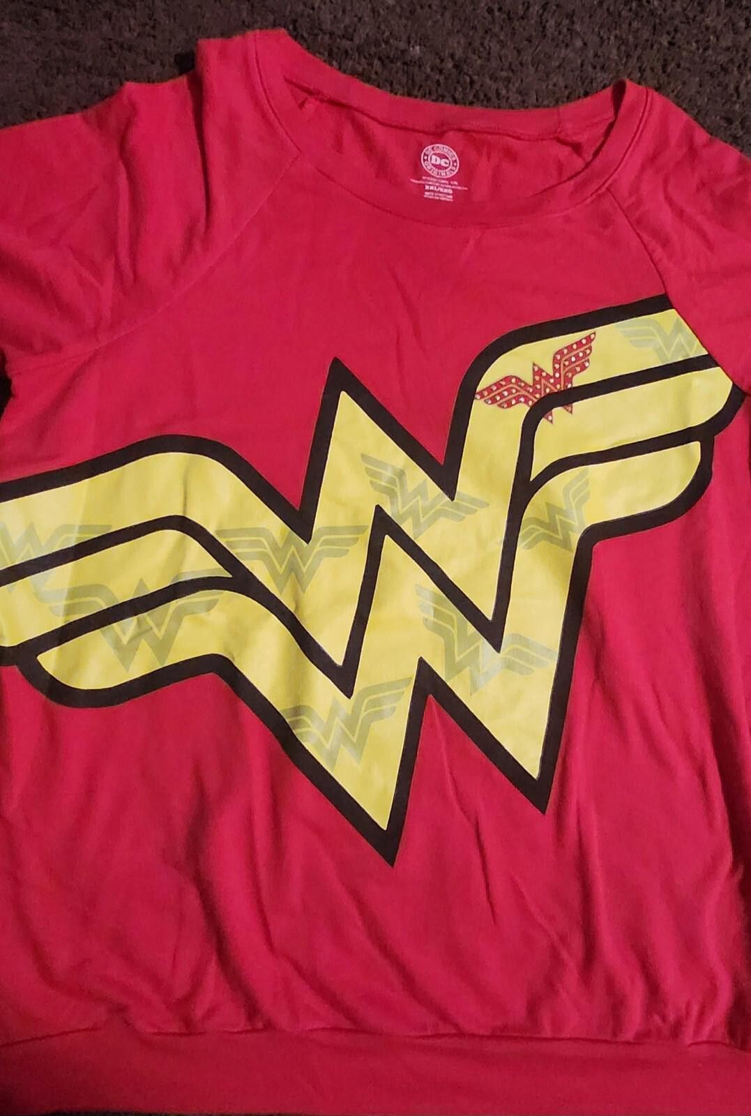 Designer DC Comics Original Wonder Woman Women's XXL/XXG Red LOGO Size ONE SIZE - 4 Thumbnail