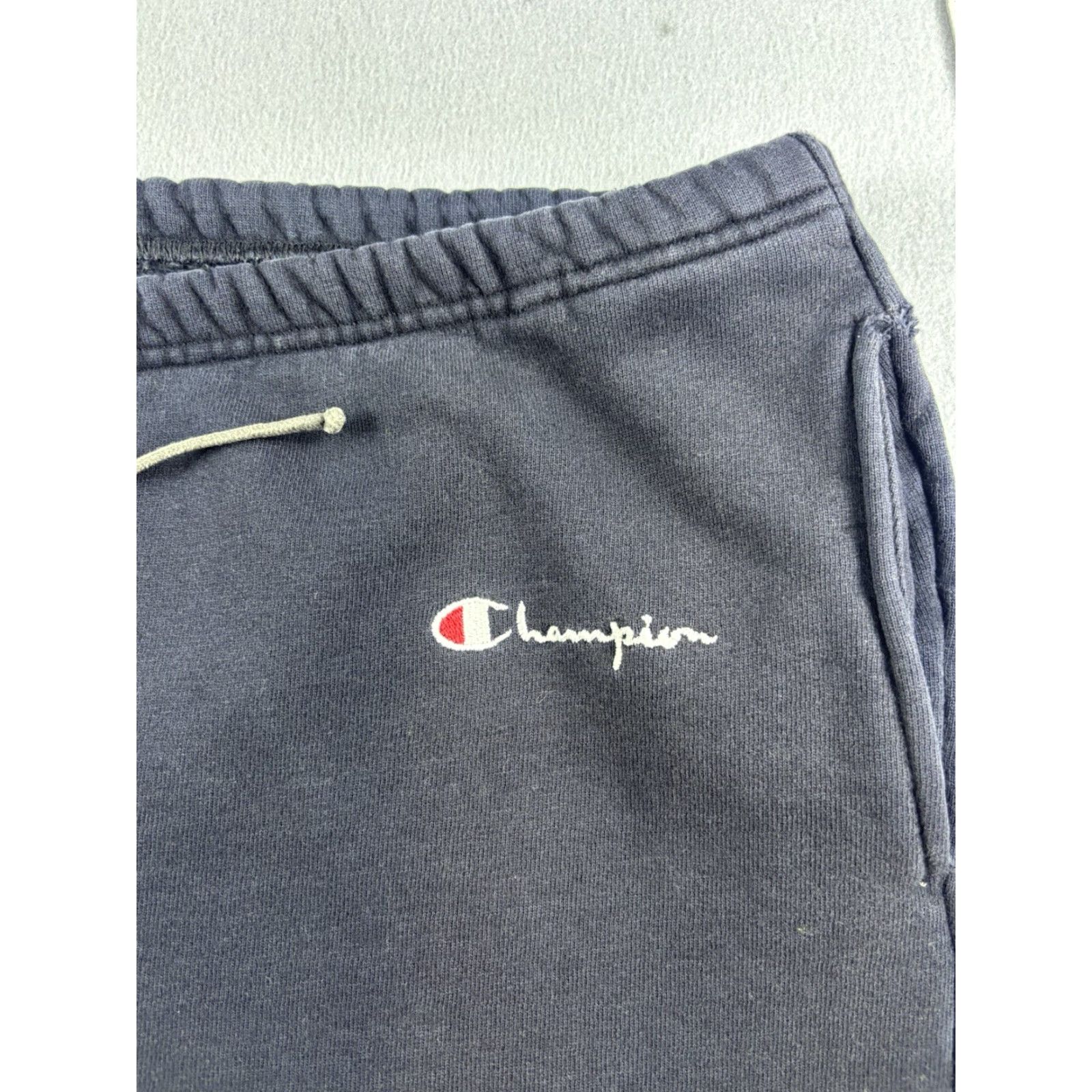 Champion VINTAGE Champion Sweatpants Men XL Black 90s Drawstring Pockets Comfort Embroidered Logo Size US 36 / EU 52 - 5 Thumbnail