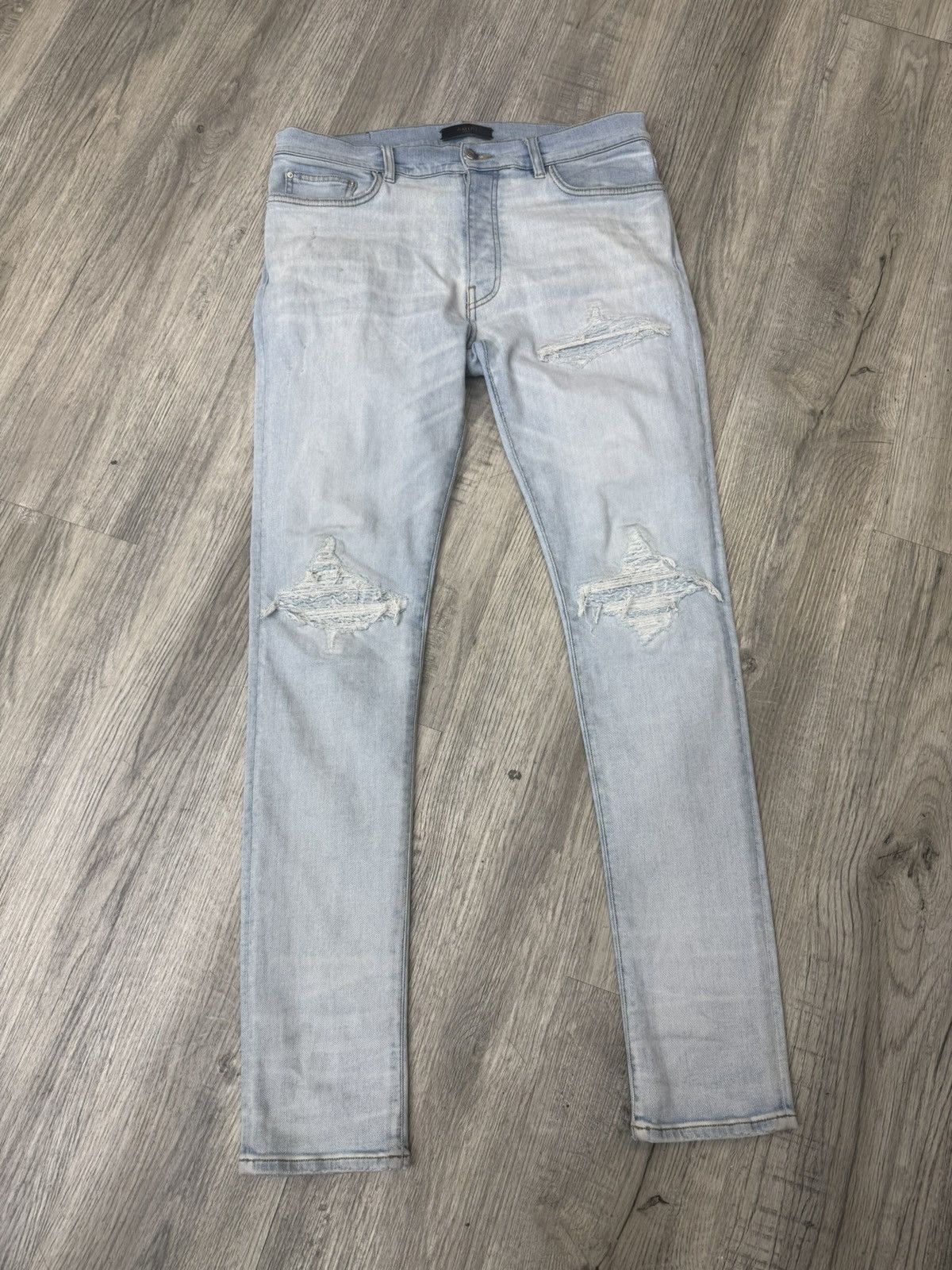 Amiri Amiri MX1 - Light Blue Distressed Denim Size US 34 / EU 50 - 1 Thumbnail