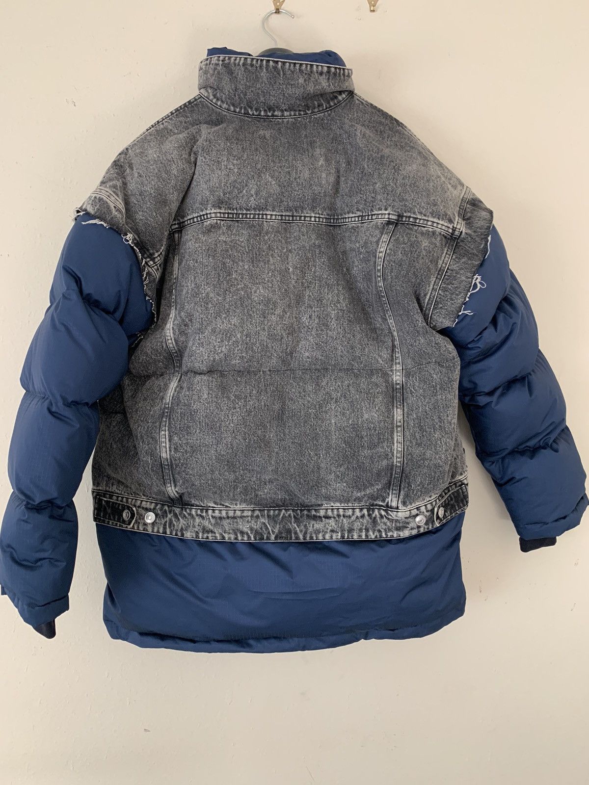 Balenciaga Balenciaga Men's Denim Patch Down Jacket Size US S / EU 44-46 / 1 - 4 Thumbnail