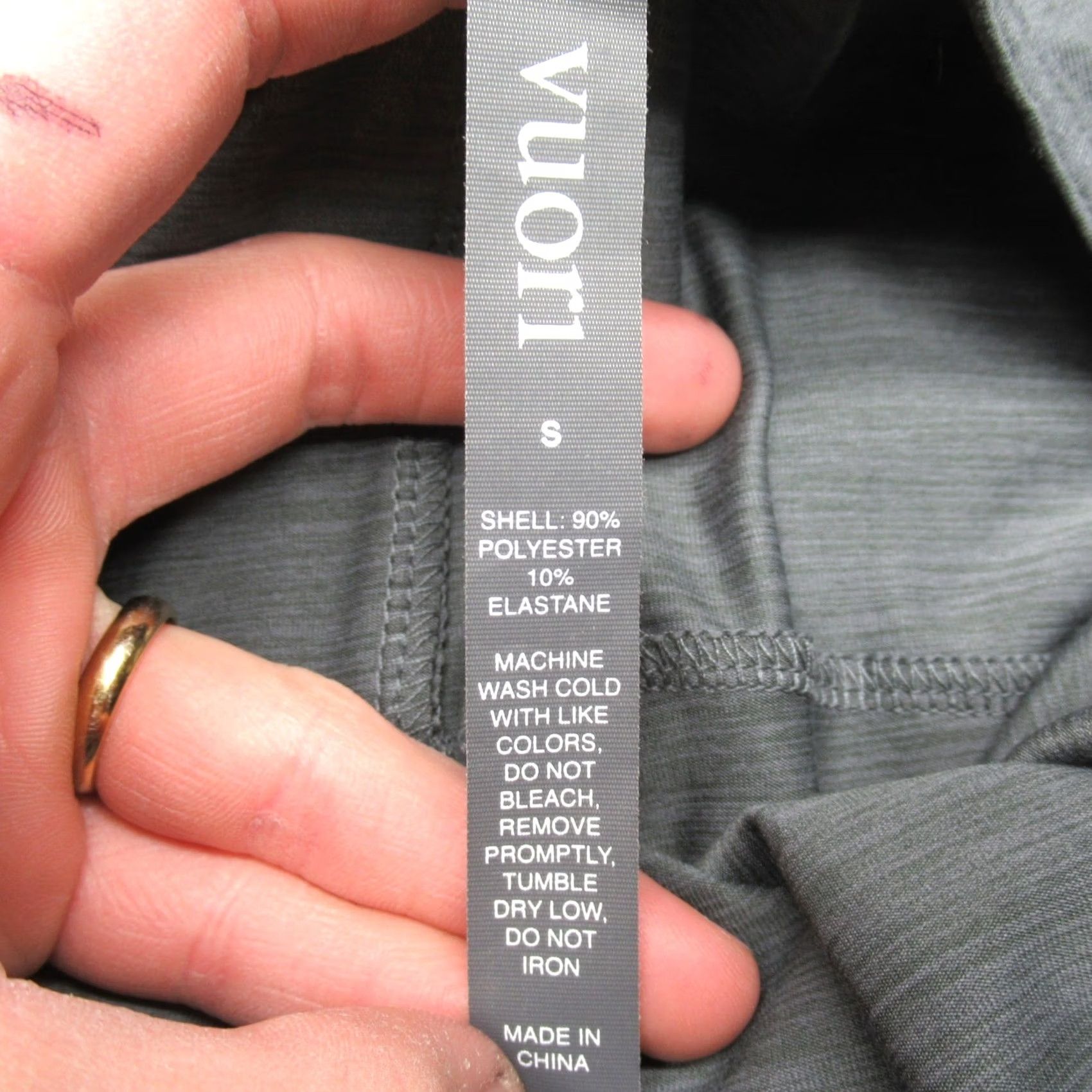 Vuori Vuori Jumpsuit Shirt? Size 28" / US 6 / IT 42 - 3 Thumbnail