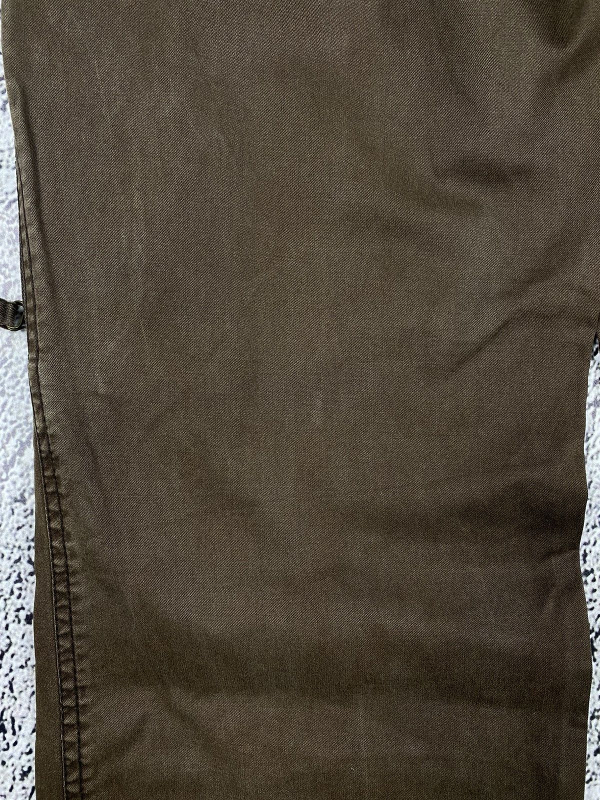 Japanese Brand Vintage Y2K cargo faded wide low rise pants 00s streetwear Size 30" / US 8 / IT 44 - 9 Thumbnail