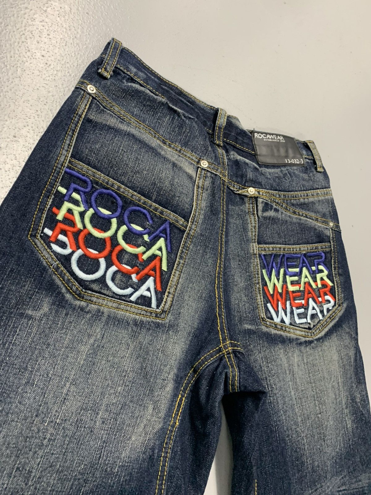 Rocawear Vintage Rocawear Embroidered Denim Shorts Size Size 29" - 2 Thumbnail