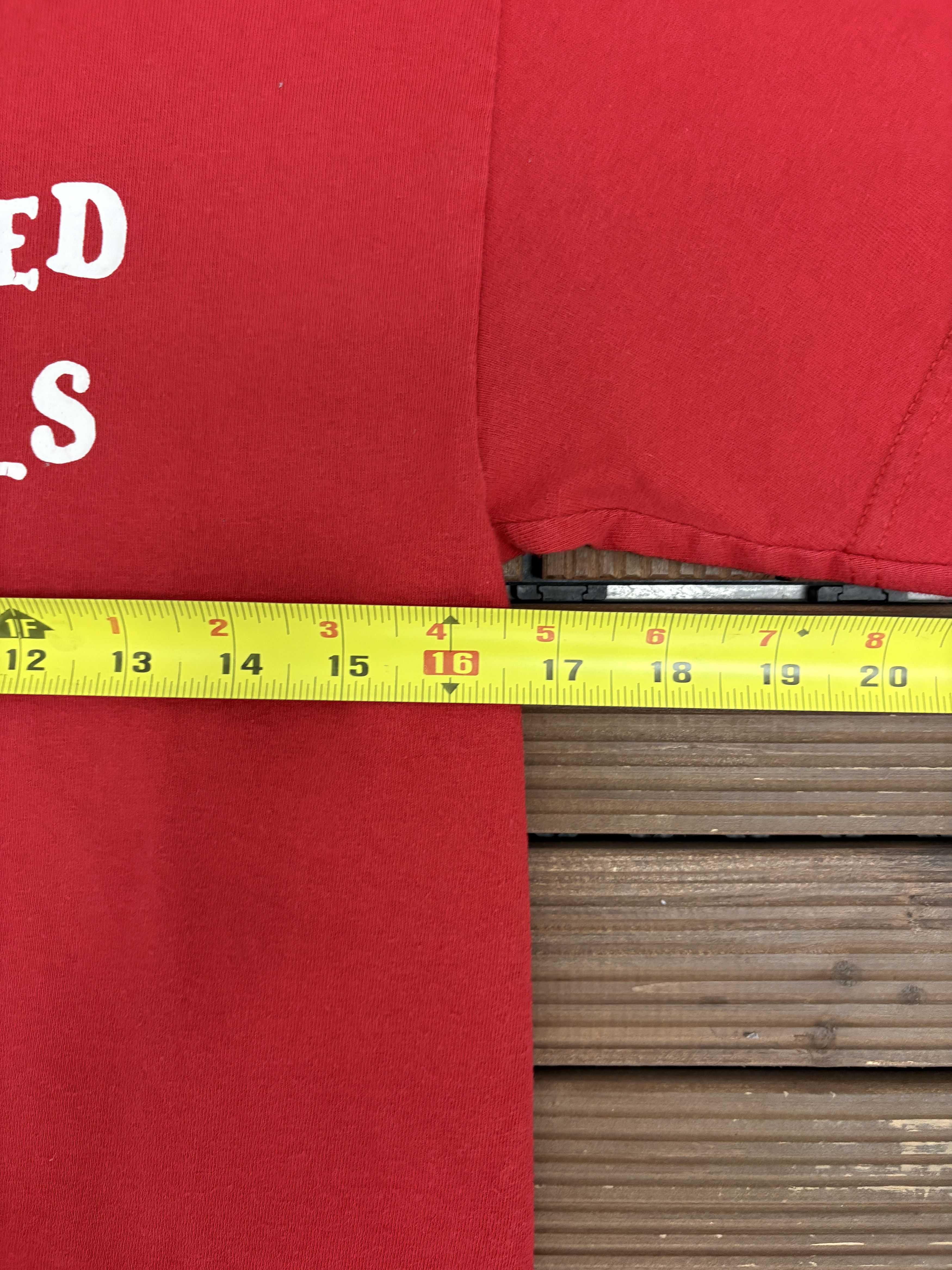 Vintage Family Guy I'll Be On Your Bed No Calls Vintage Red Tee Size US S / EU 44-46 / 1 - 7 Thumbnail