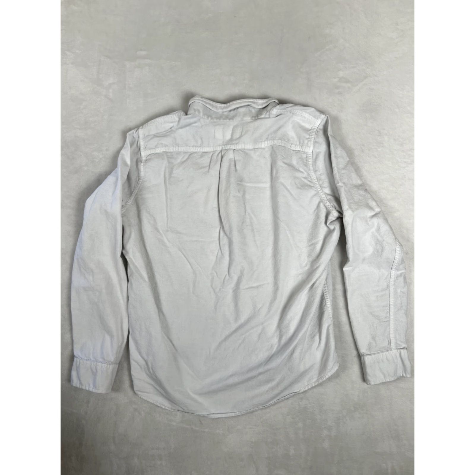 Abercrombie & Fitch Abercrombie & Fitch Shirt Mens 2XL Light Gray Solid Long Sleeve Button Up Muscle Shirt Size US XXL / EU 58 / 5 - 6 Thumbnail