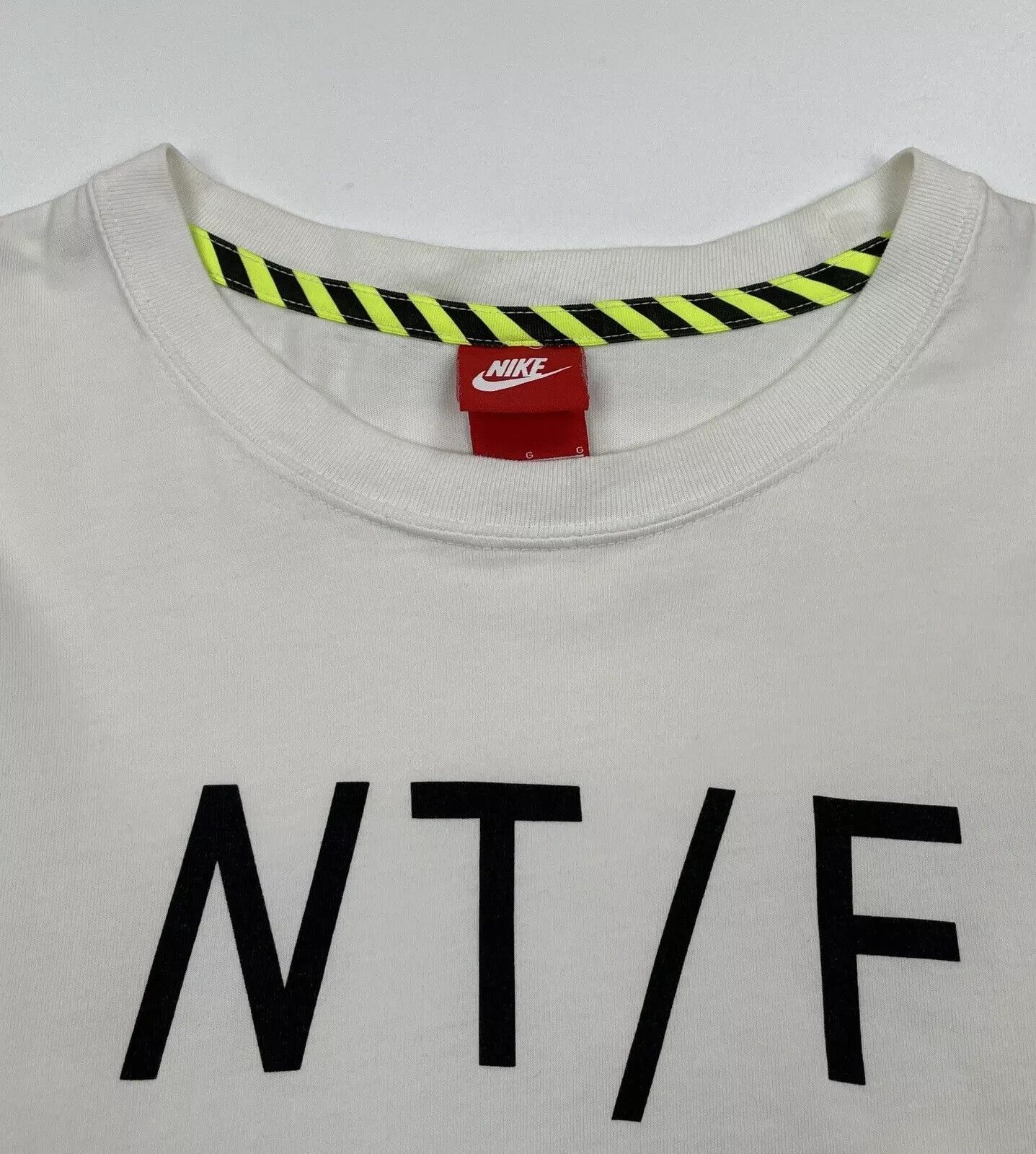 Nike Nike NTF NT/F TRACK & FIELD Long Sleeve White Shirt Mens Size US L / EU 52-54 / 3 - 13 Thumbnail