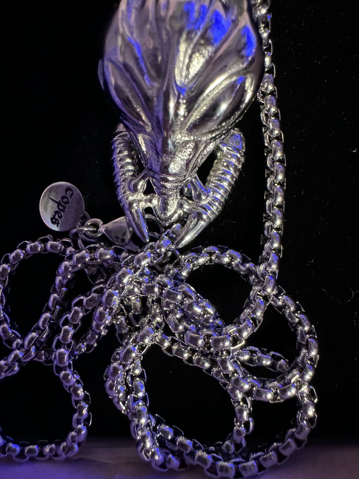 Copes copes Greytech Alien predator Necklace silver chain Size ONE SIZE - 10 Thumbnail