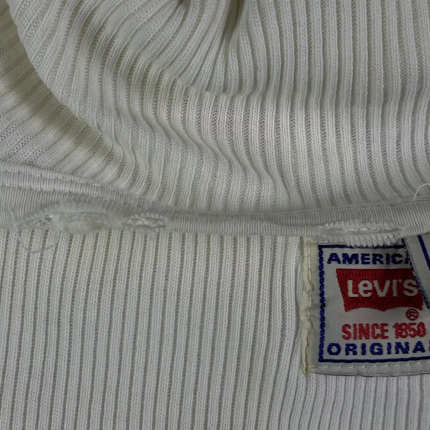 Levi's × Levi's Vintage Clothing × Vintage Men’s T-Shirt Levi’s Vintage Center Logo Size L/XL Size US XL / EU 56 / 4 - 6 Thumbnail
