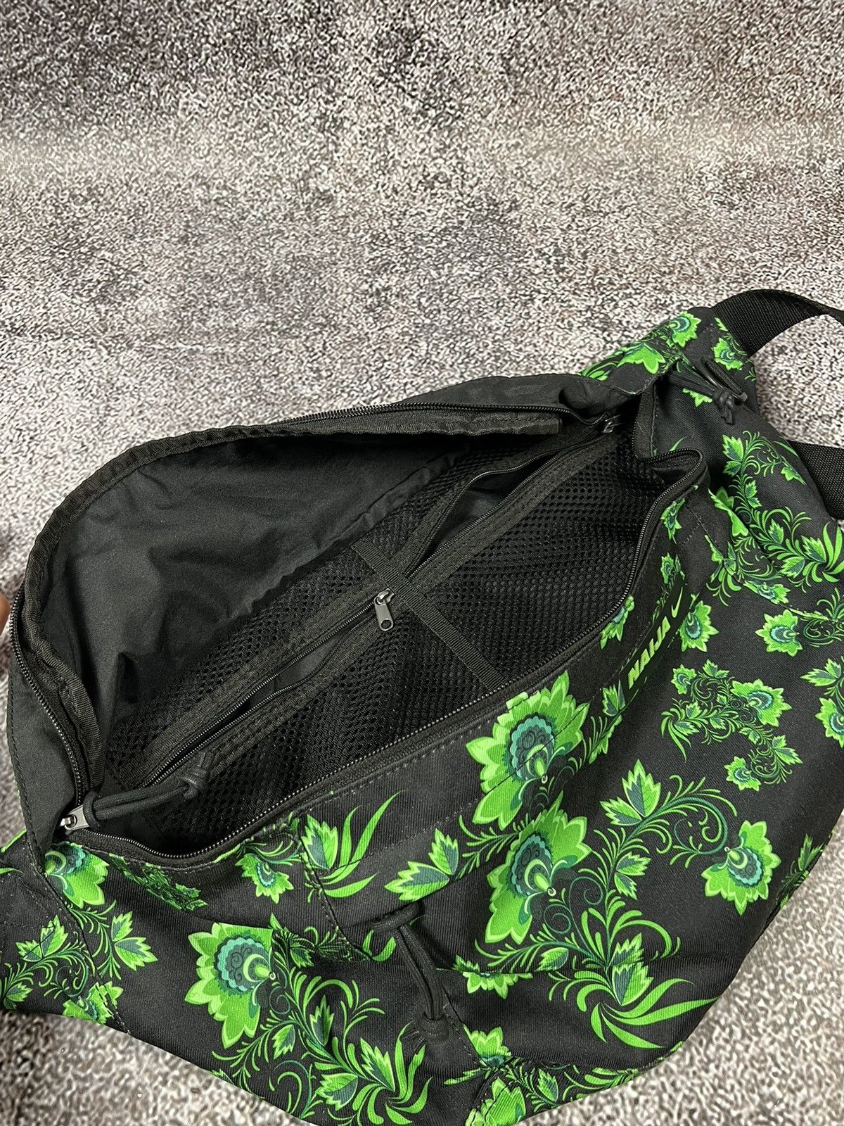 Nike Nike World Cup Nigeria Stadium Tech Hip Pack Naija sling bag Size ONE SIZE - 13 Thumbnail