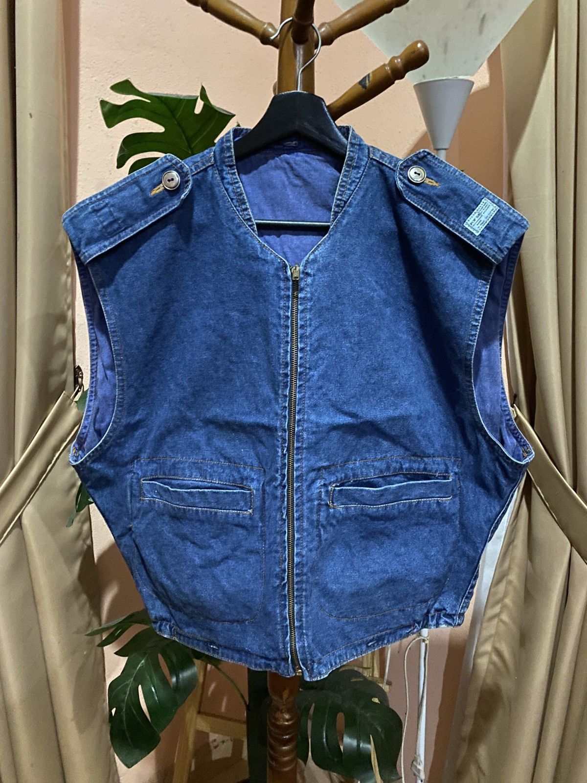 POP84 VINTAGE POP 84 DENIM BLUE VEST JACKET MADE IN ITALY Size US XL / EU 56 / 4 - 1 Thumbnail