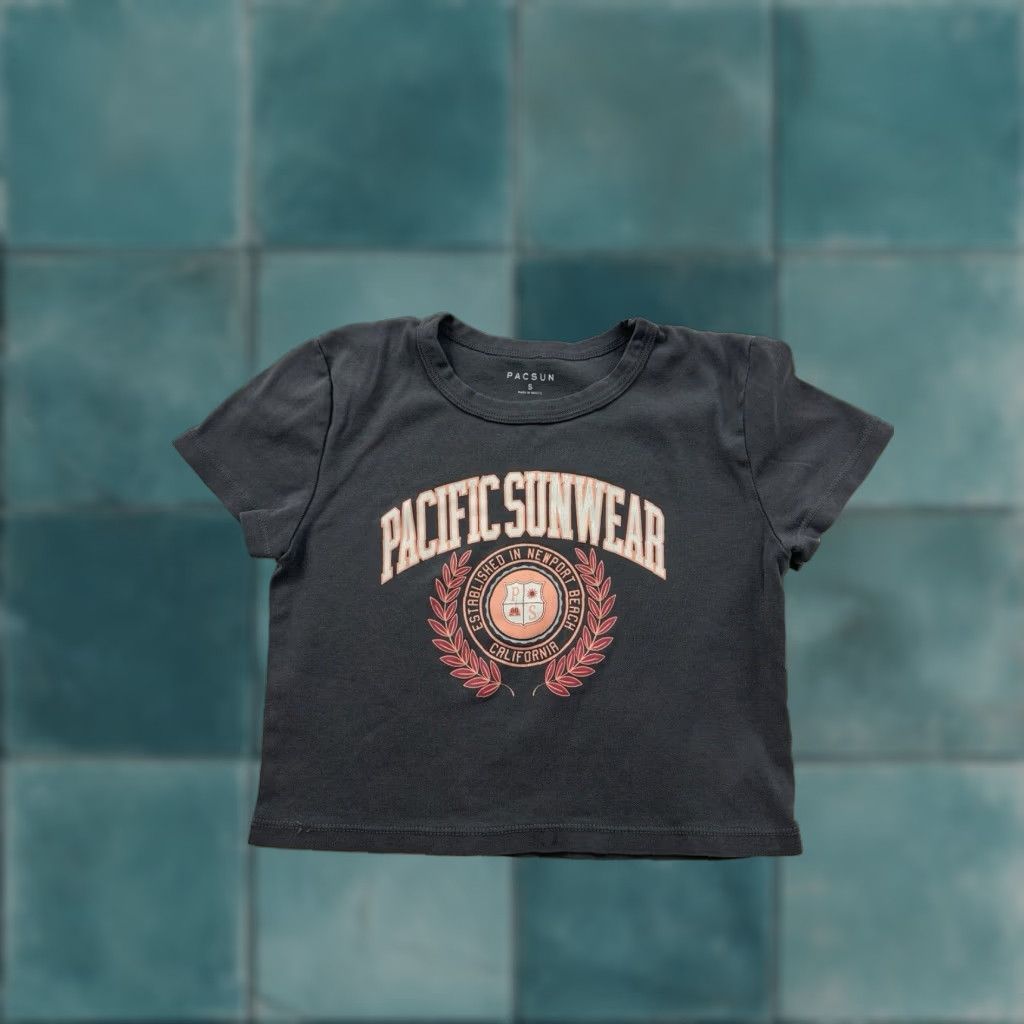 Pacsun VINTAGE PacSun Shirt Womens Small Gray Pacific Sunwear Newport California Short Sleeve Size S / US 4 / IT 40 - 1 Thumbnail