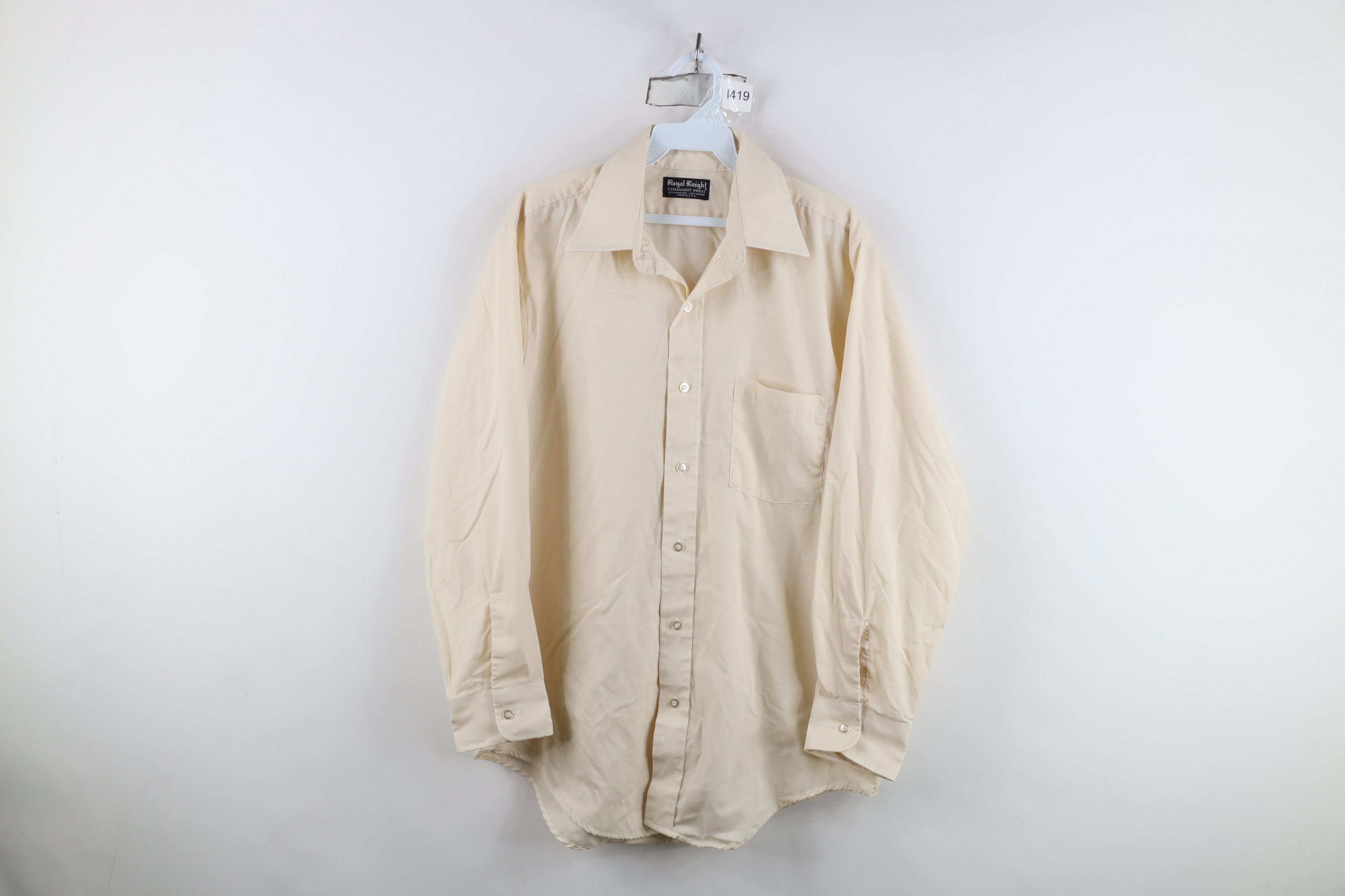 Vintage Vintage 70s Streetwear Blank Collared Button Shirt Beige USA Size US L / EU 52-54 / 3 - 1 Thumbnail