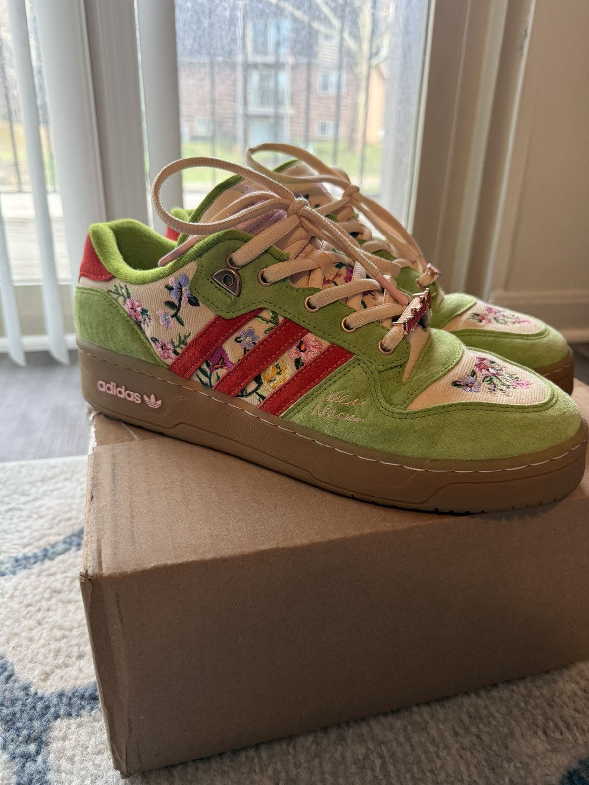 Adidas Adidas x Unheardof Grandma’s Couch Green 1/100 Size US 10 / EU 43 - 2 Thumbnail