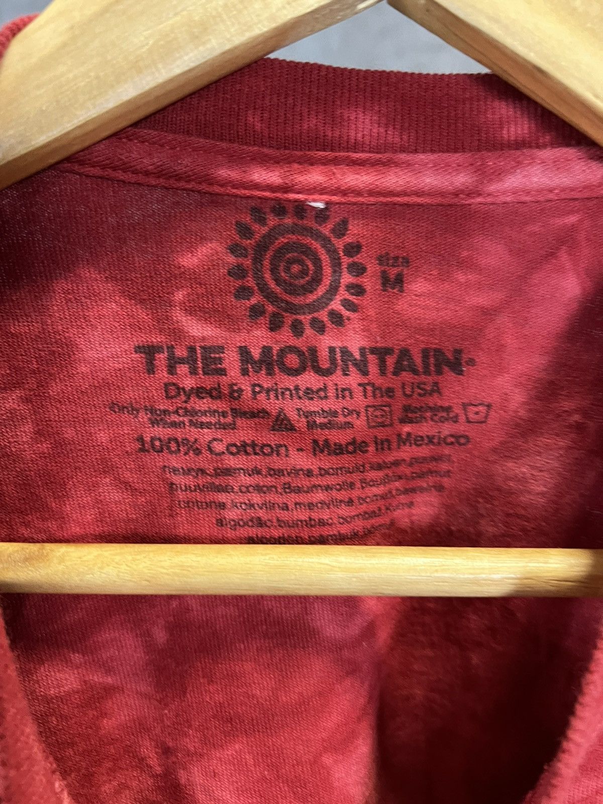 The Mountain The Mountain 2008 made in USA tee Size US S / EU 44-46 / 1 - 5 Thumbnail