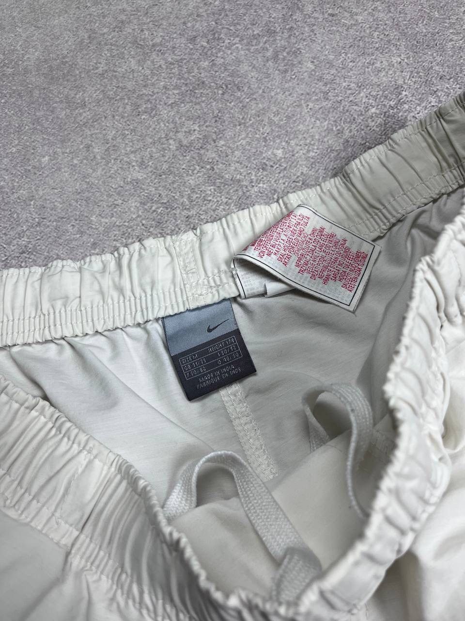 Nike VINTAGE NIKE SWOOSH WHITE TN+ BAGGY TRACK PANTS Y2K M Size US 32 / EU 48 - 9 Thumbnail