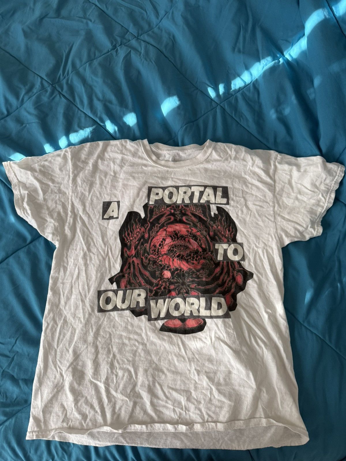 Rolling Loud × Travis Scott Travis Scott x Rolling Loud Portal Merch Tee Size US L / EU 52-54 / 3 - 1 Thumbnail