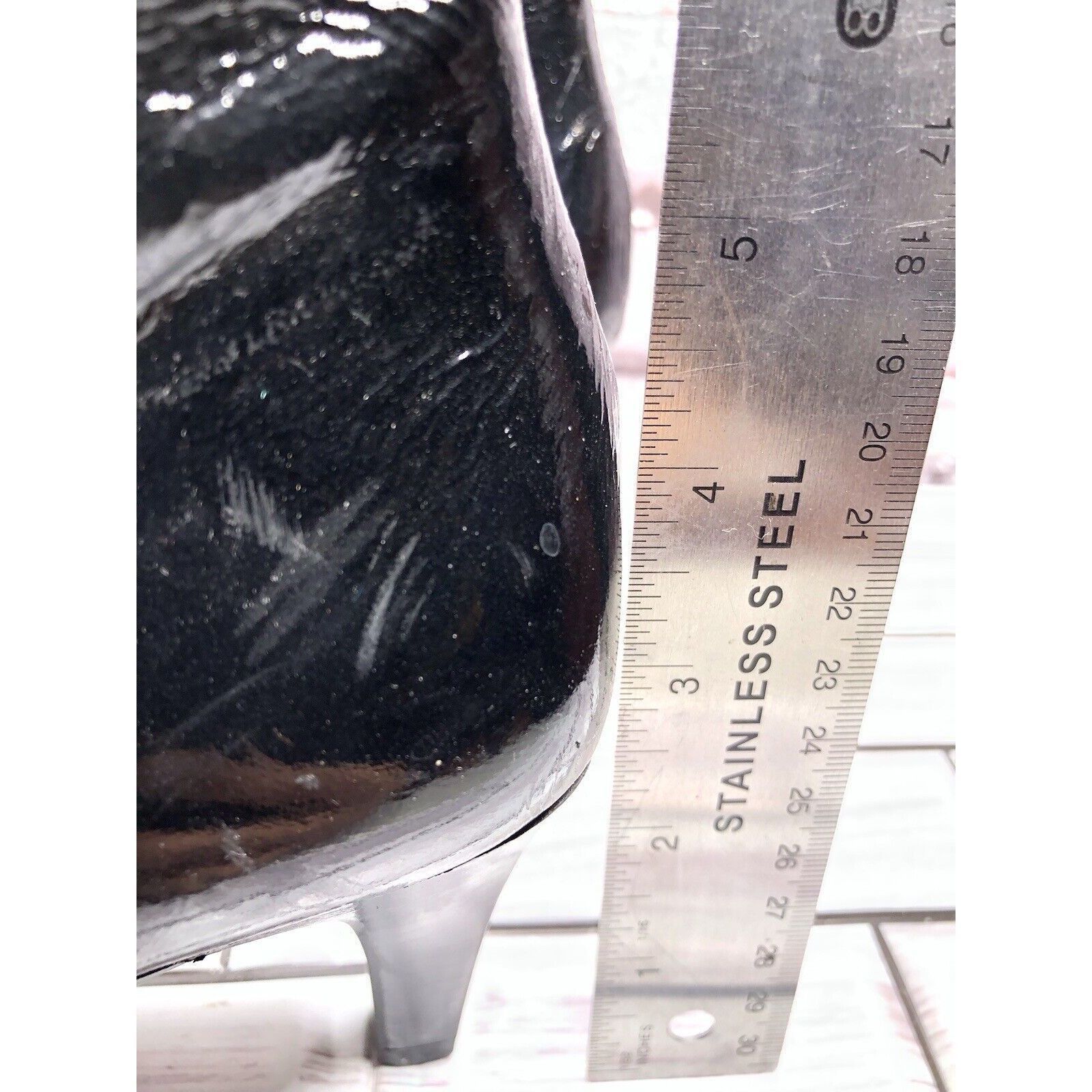 Aigner Etienne Aigner Filly Black Patent Leather Side Zipper Heel B Size US 9.5 / IT 39.5 - 14 Thumbnail