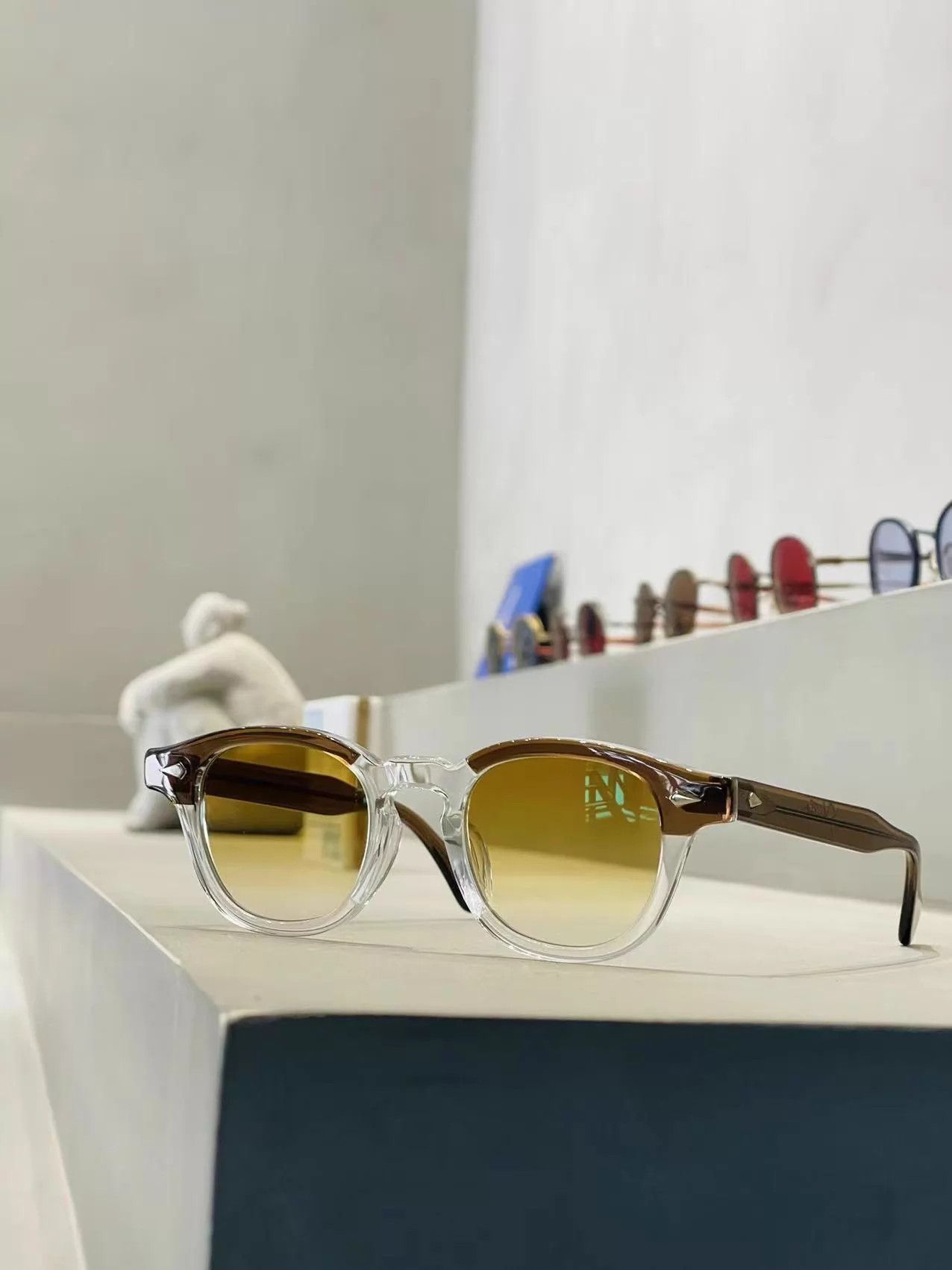 Julius JULIUS TART Japanese Handmade Dyed Gradient Warm Frames 46□22 Size ONE SIZE - 1 Thumbnail