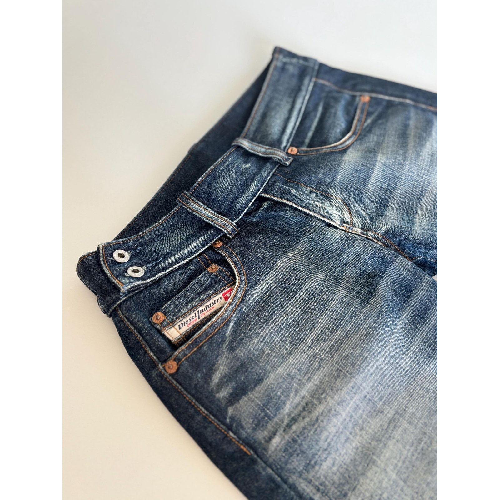 Diesel Diesel Industry Jeans W26 Made in Italy Red Stitch Y2K Flare Size US 26 / EU 42 - 1 Thumbnail