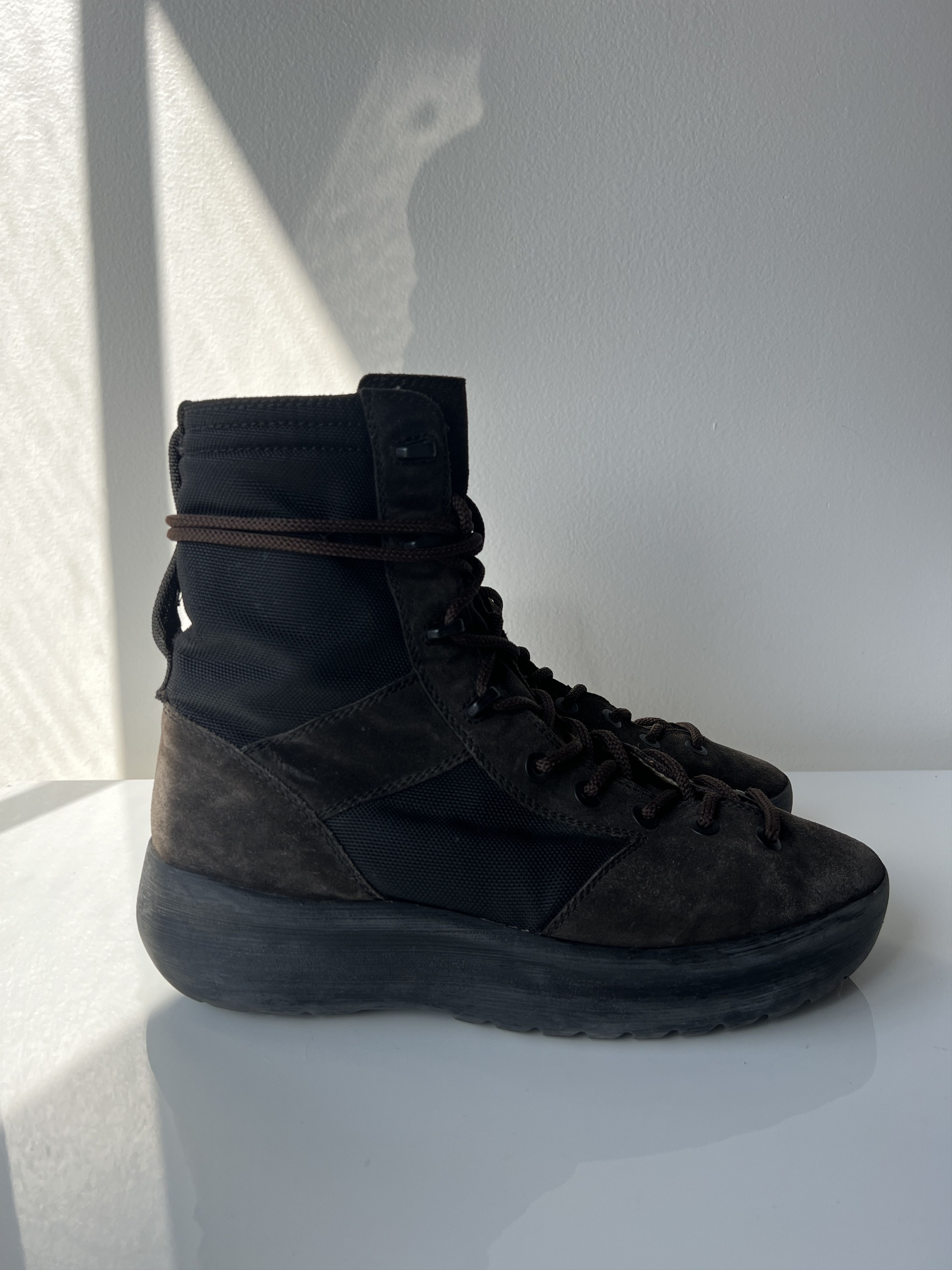 Kanye West YEEZY SAMPLE SEASON 3 COMBAT BOOTS FROM SHOW EXTREMELY RARE! Size US 9 / EU 42 - 10 Thumbnail