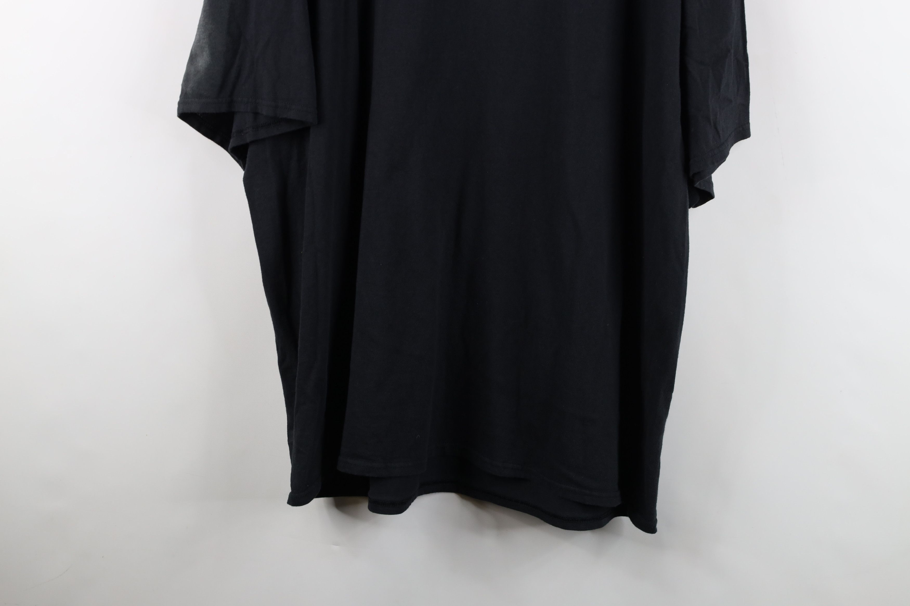 Vintage Vintage Y2K The Walking Dead Zombies Short Sleeve T-Shirt Size US XXL / EU 58 / 5 - 15 Thumbnail