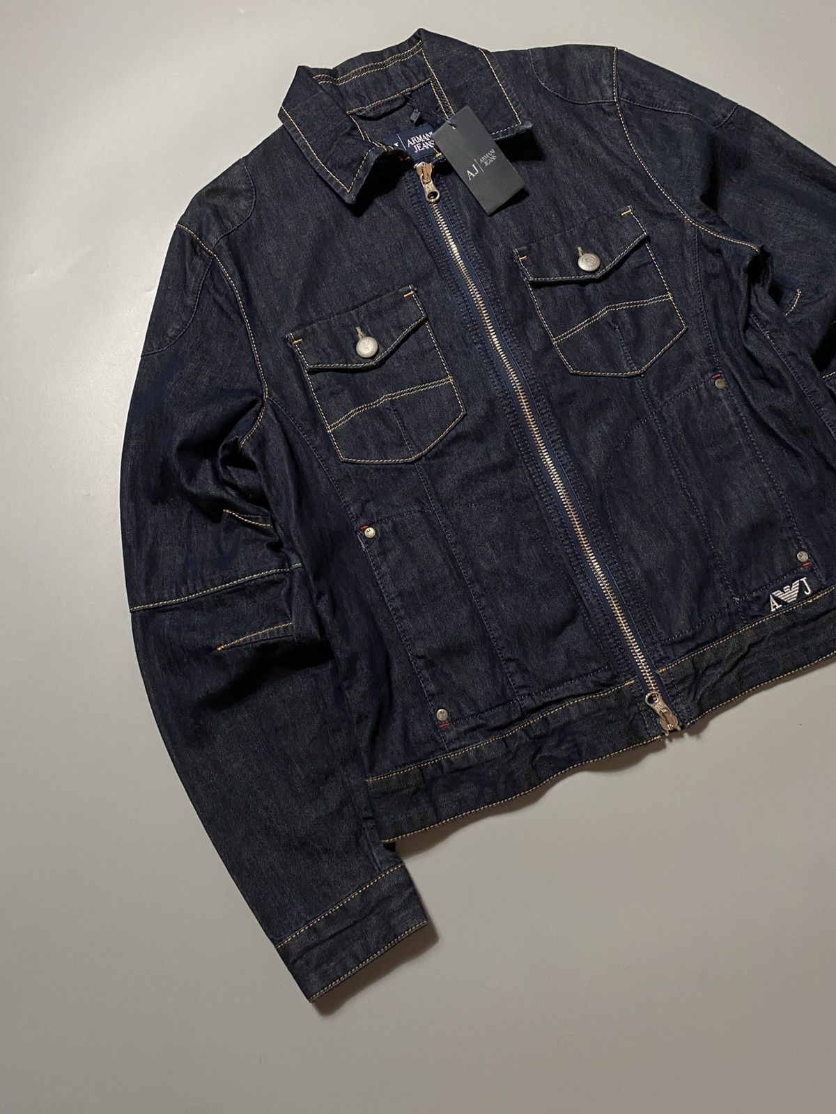 Armani Armani Jeans vintage denim jacket NEW Size US L / EU 52-54 / 3 - 2 Thumbnail