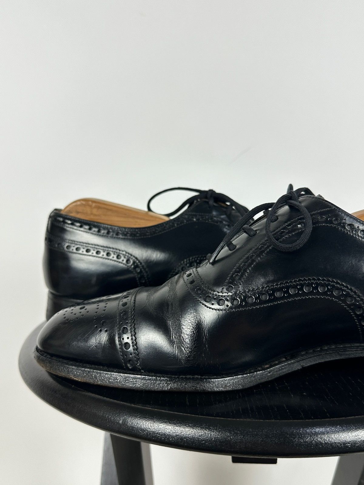 Church's Church’s Black Leather Oxford Brogue Dress England Shoes Size US 9.5 / EU 42-43 - 20 Thumbnail