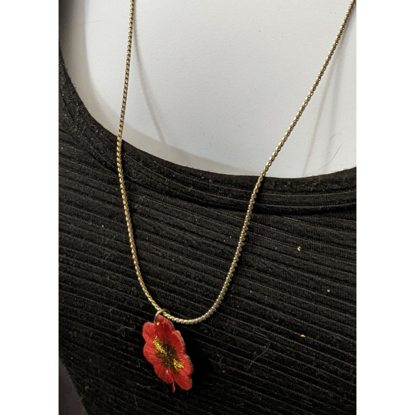 Other Red Minimalist Embroidered Flower Necklace Size ONE SIZE - 5 Thumbnail