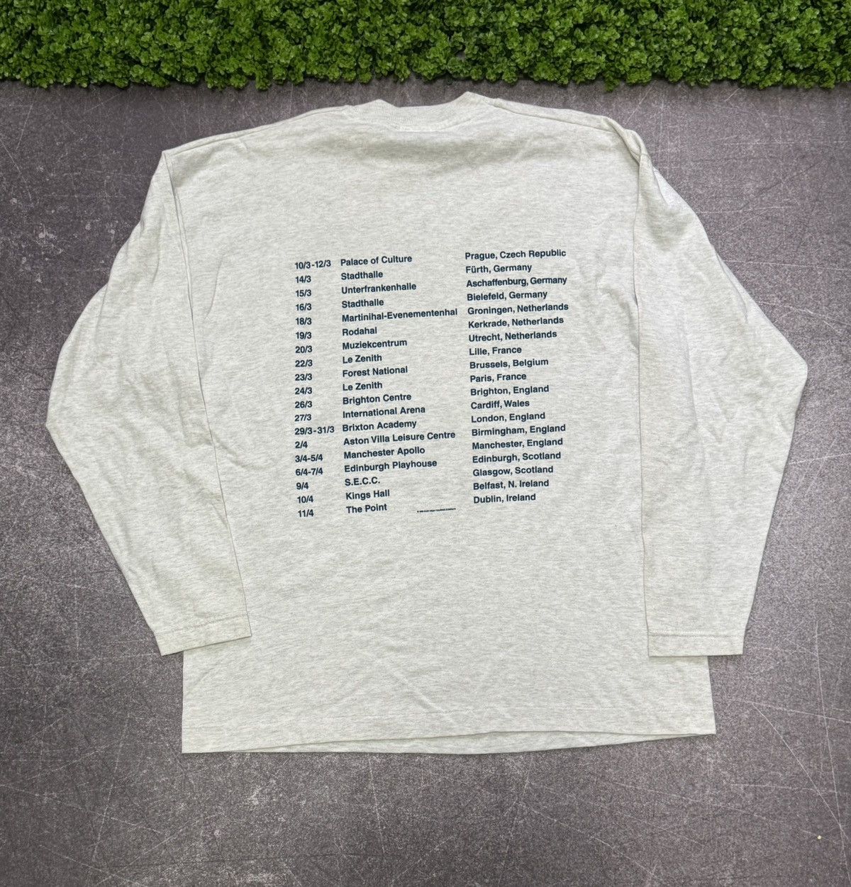 Band Tees Vintage 1995 Bob Dylan fall classic long-sleeve tour tee Size US XL / EU 56 / 4 - 2 Thumbnail
