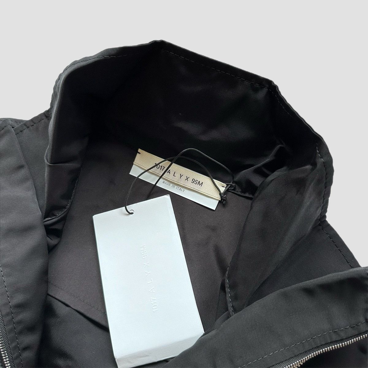 1017 ALYX 9SM 1017 ALYX 9SM Track Windbreaker Size US S / EU 44-46 / 1 - 21 Thumbnail