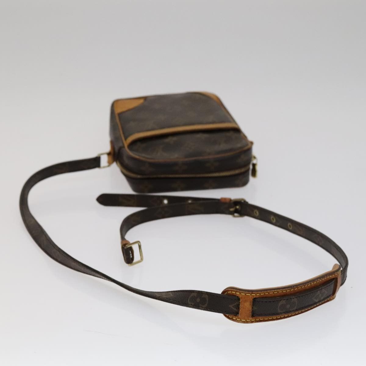 Louis Vuitton LOUIS VUITTON Monogram Danube Shoulder Bag M45266 Size ONE SIZE - 8 Thumbnail
