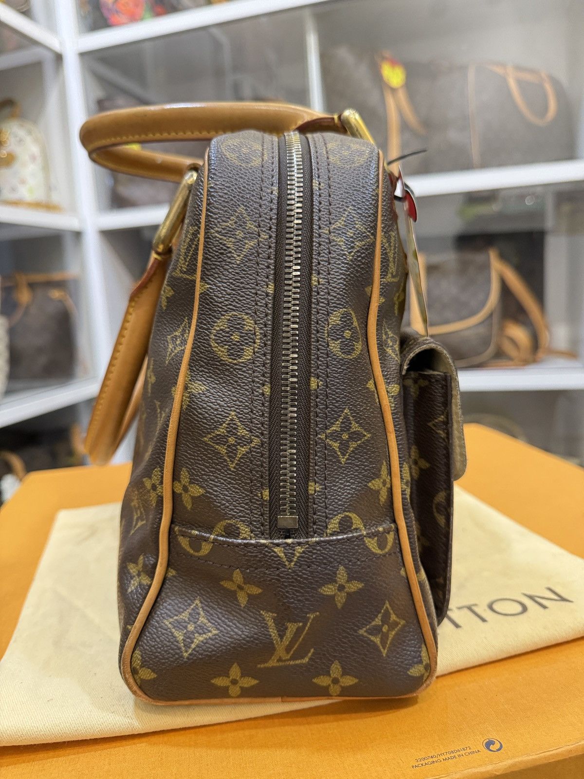 Louis Vuitton LOUIS VUITTON MANHATTAN GM - 2141 Size ONE SIZE - 7 Thumbnail