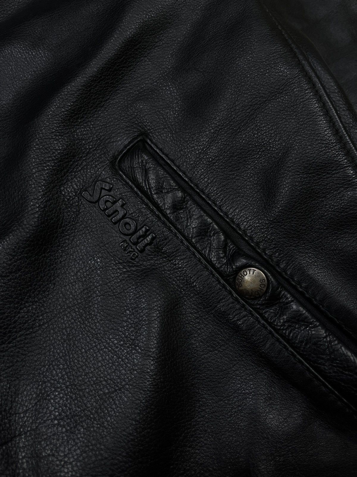 Schott Rare vintage Schott NYC Leather Jacket Cowhide bomber ID6875 Size US XL / EU 56 / 4 - 5 Thumbnail