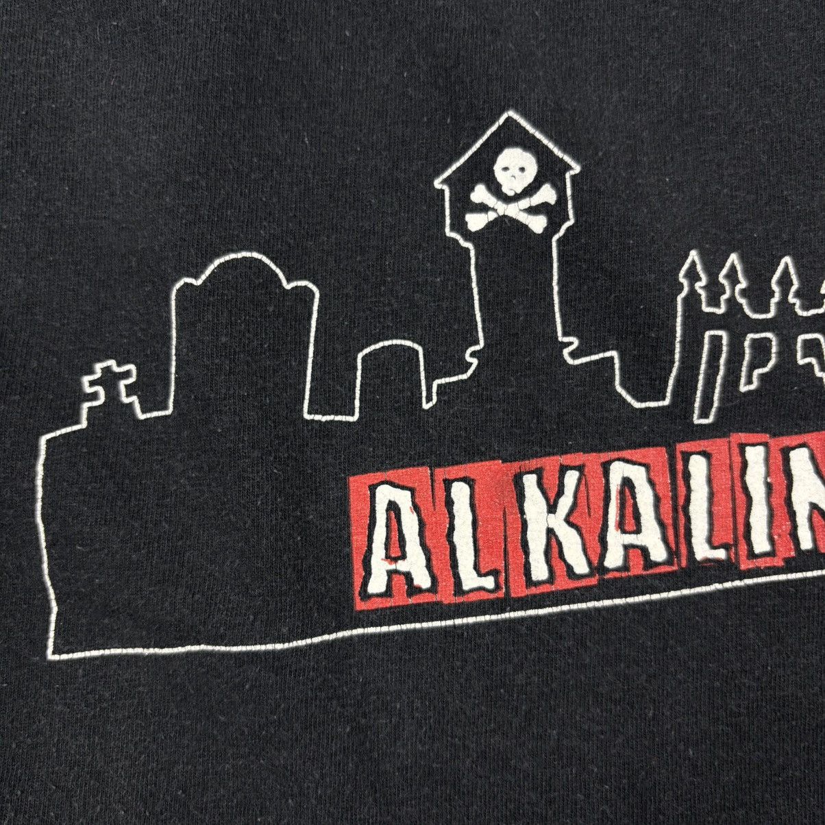 Band Tees Original vintage Alkaline Trio – Hell Yes 2004 Size US L / EU 52-54 / 3 - 4 Thumbnail
