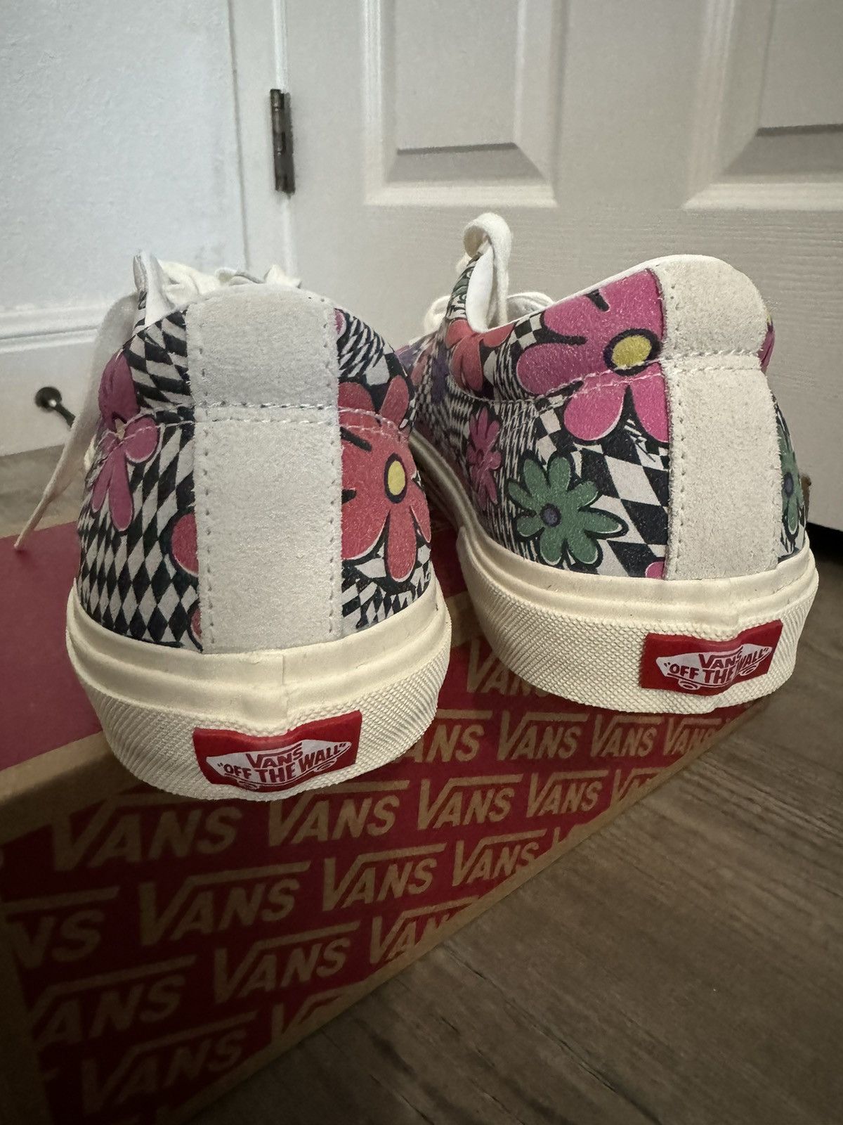 Vans Vans size 11 Size US 11 / EU 44 - 3 Thumbnail